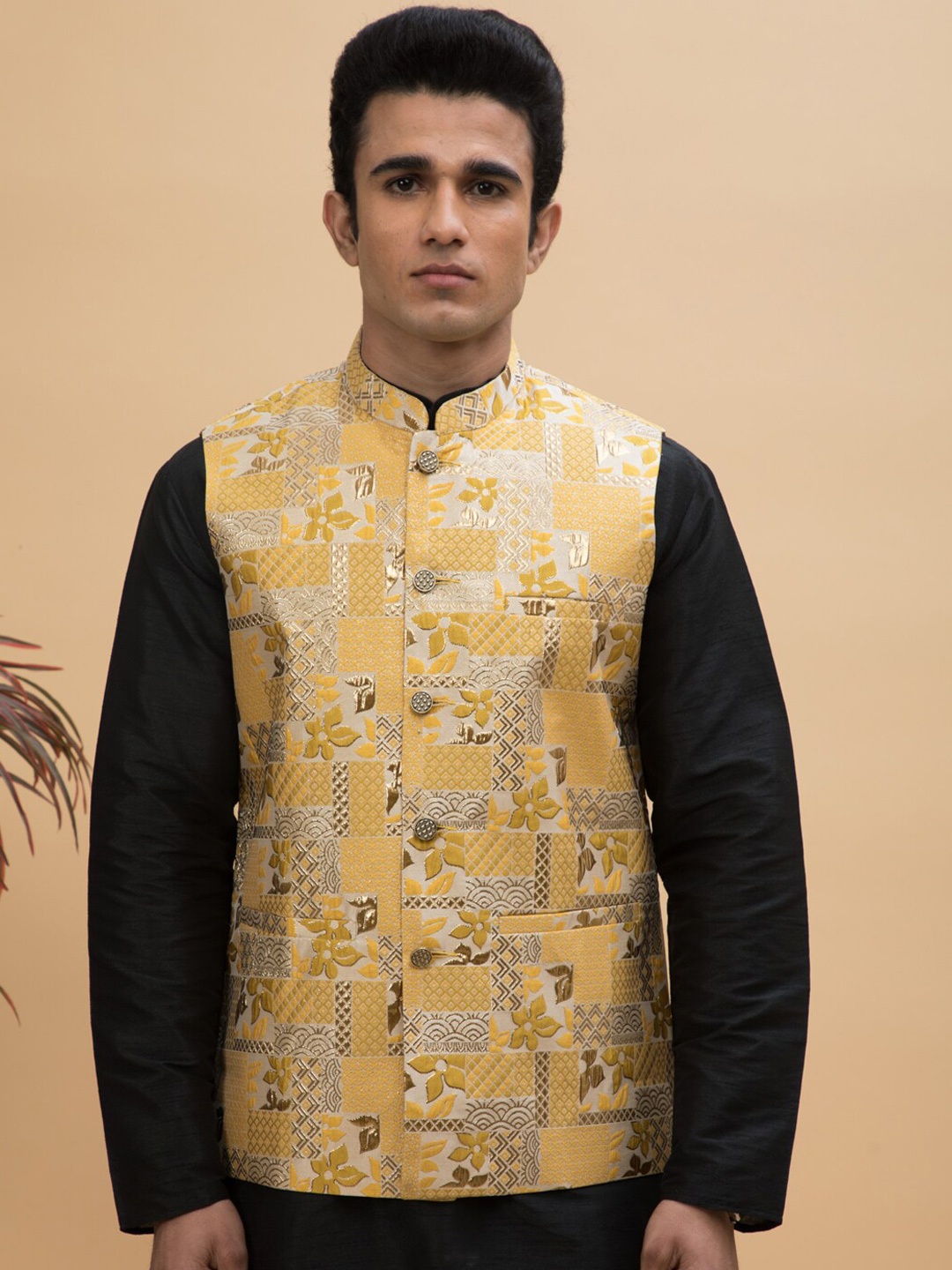 

NEUDIS Men Woven Design Nehru Jacket, Yellow