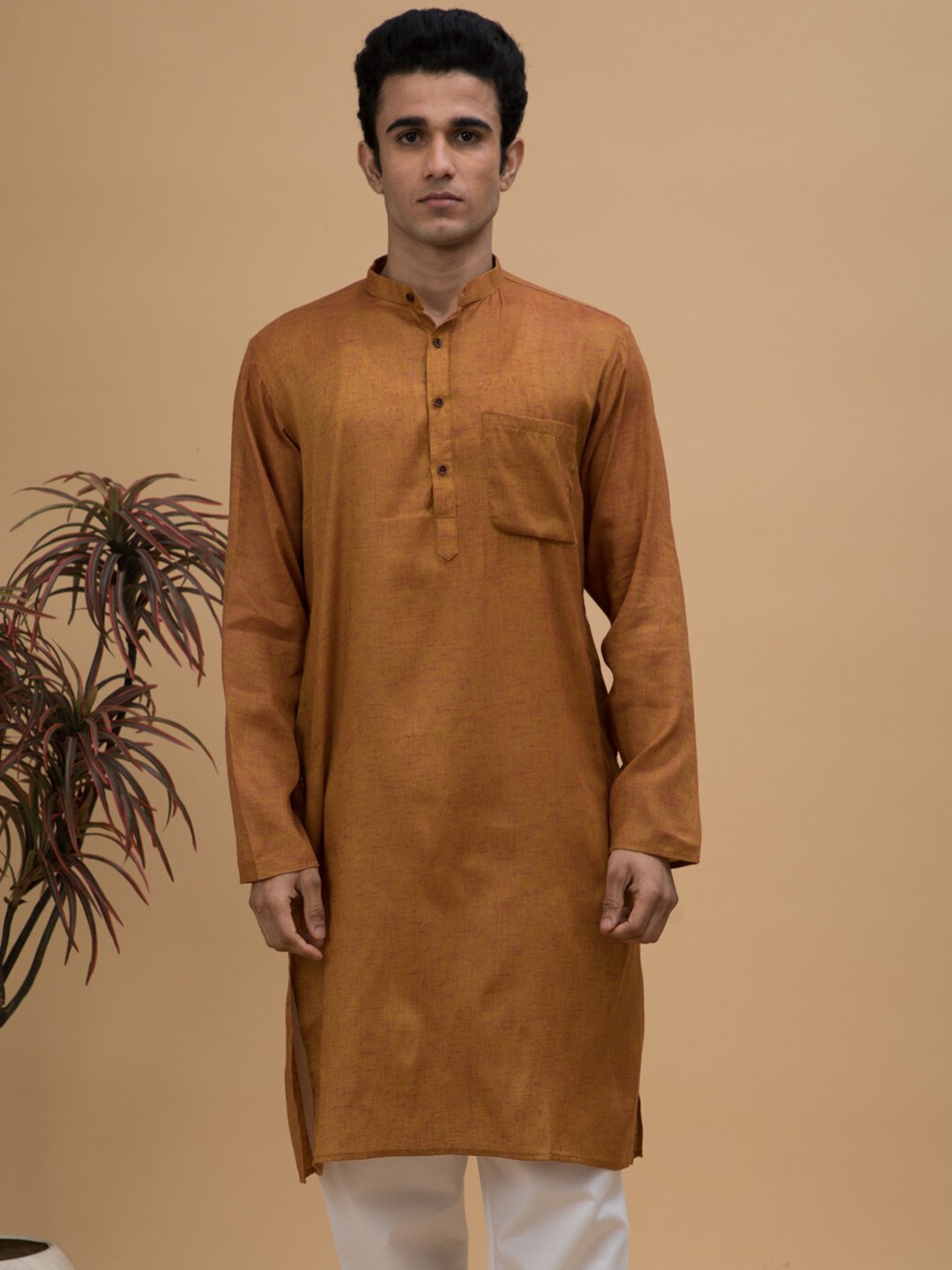 

NEUDIS Men Mandarin Collar Cotton Kurta, Yellow