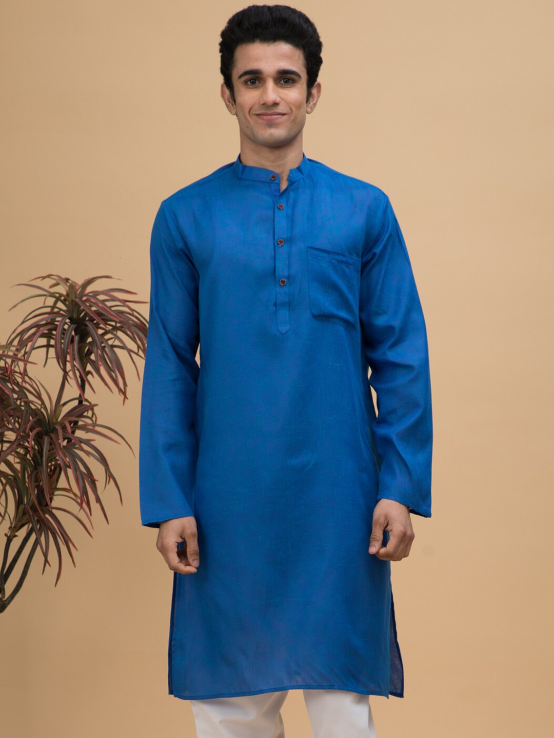 

NEUDIS Men Band Collar Straight Kurta, Blue