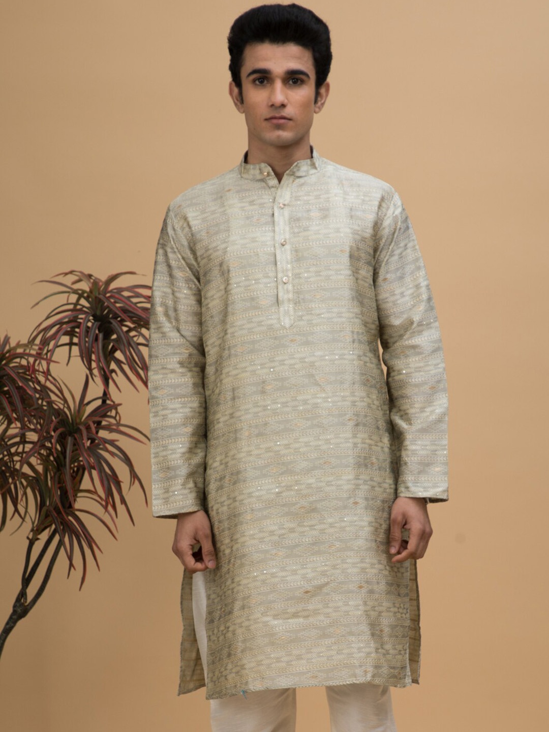 

NEUDIS Men Mandarin Collar Woven Design Kurta, Grey