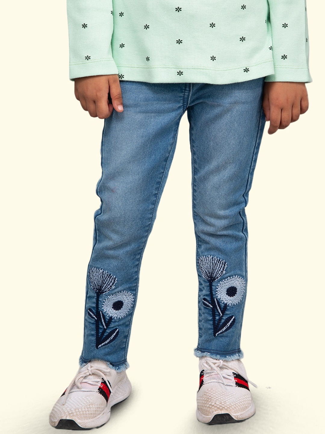 

Zalio Girls Cotton Straight Fit Light Fade Jeans, Blue