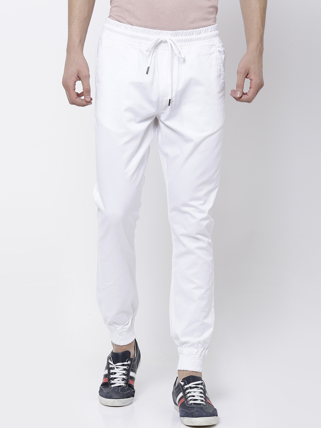 

LOCOMOTIVE Men White Slim Fit Solid Joggers