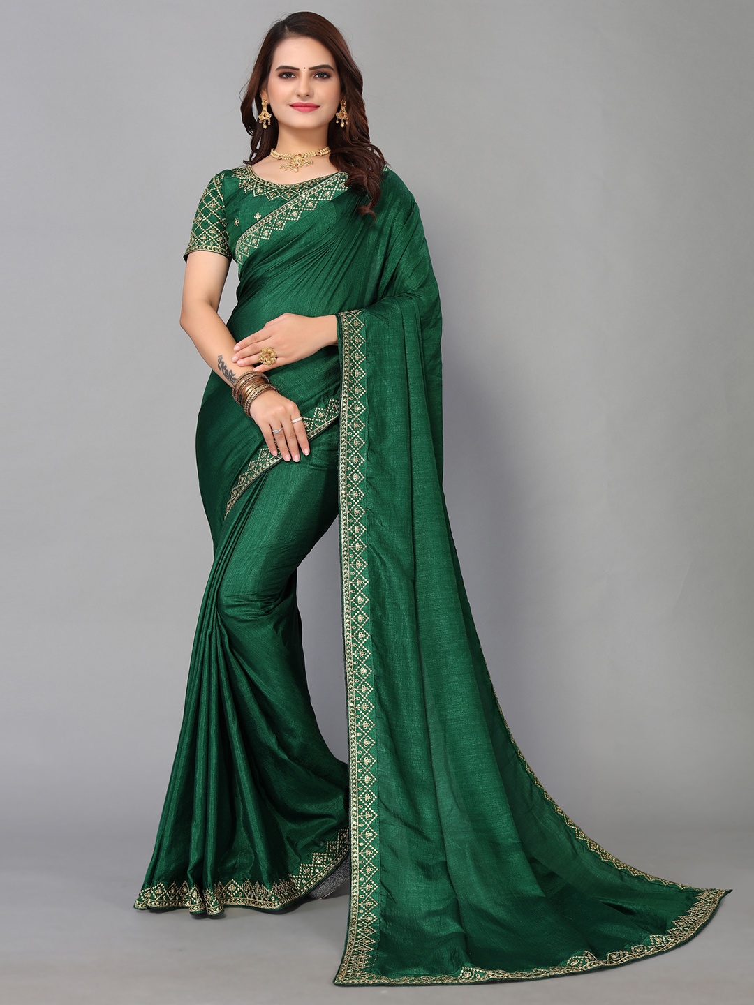 

KALINI Embroidered Zari Saree, Green