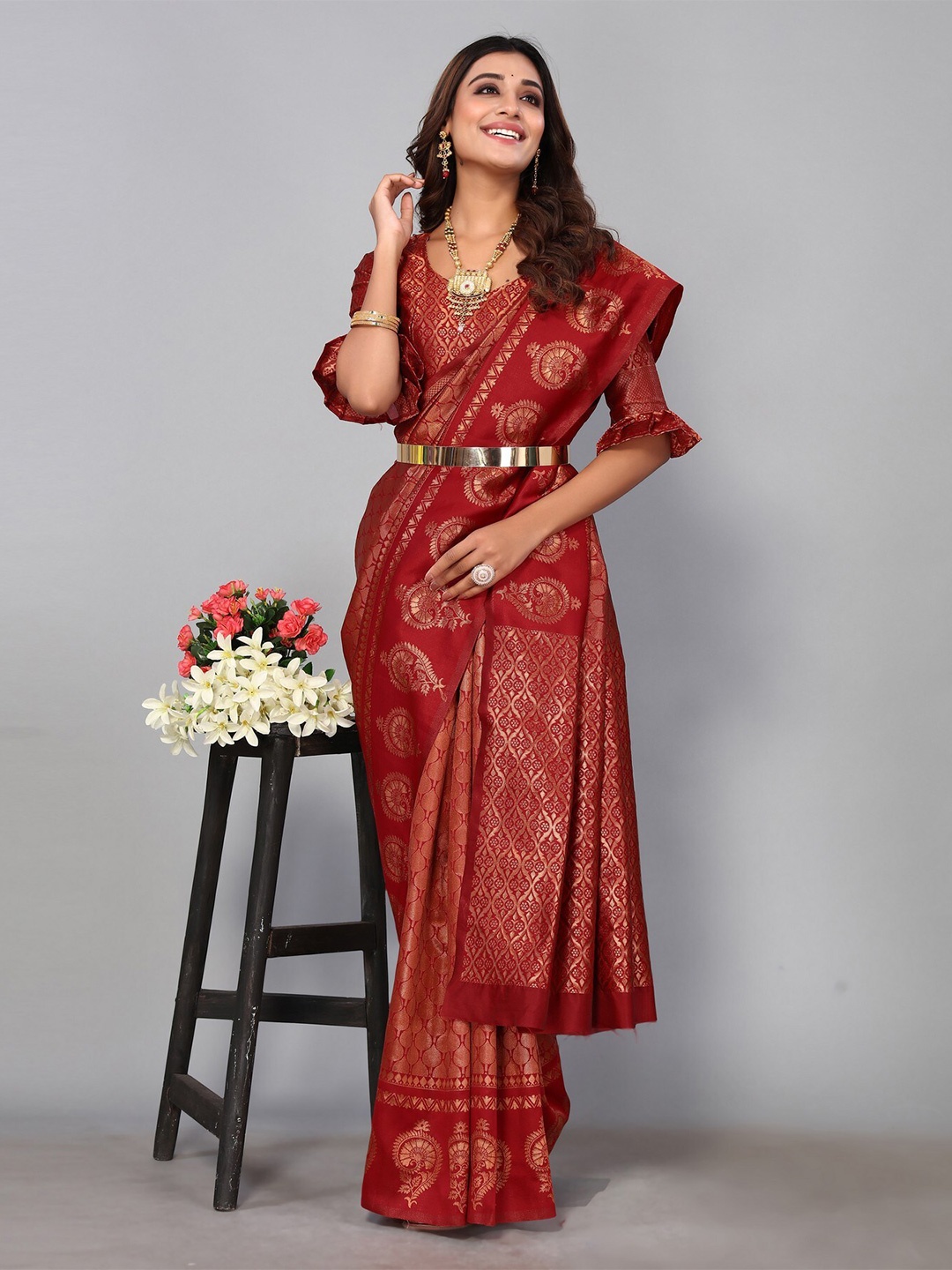 

KALINI Woven Design Silk Blend Saree, Red