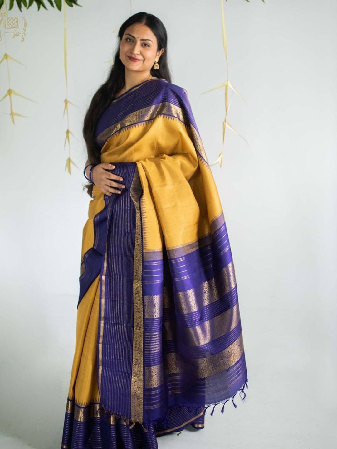 

TIEXA Zari Border Pure Silk Banarasi Saree, Mustard