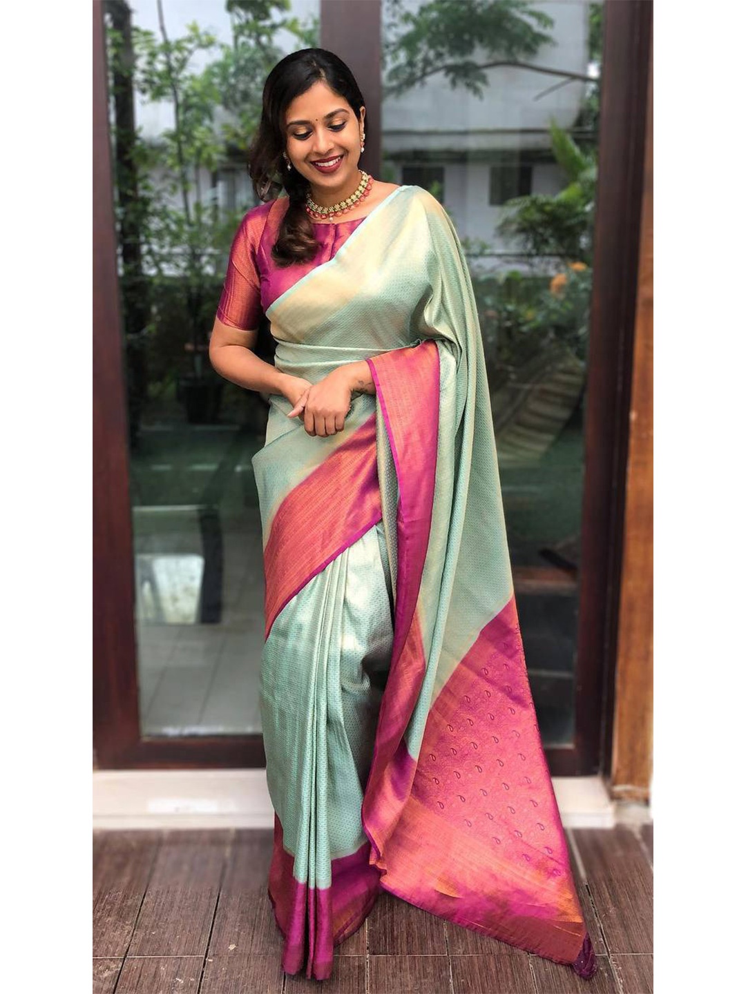 

TIEXA Ethnic Motif Woven Design Zari Pure Silk Banarasi Saree, Sea green