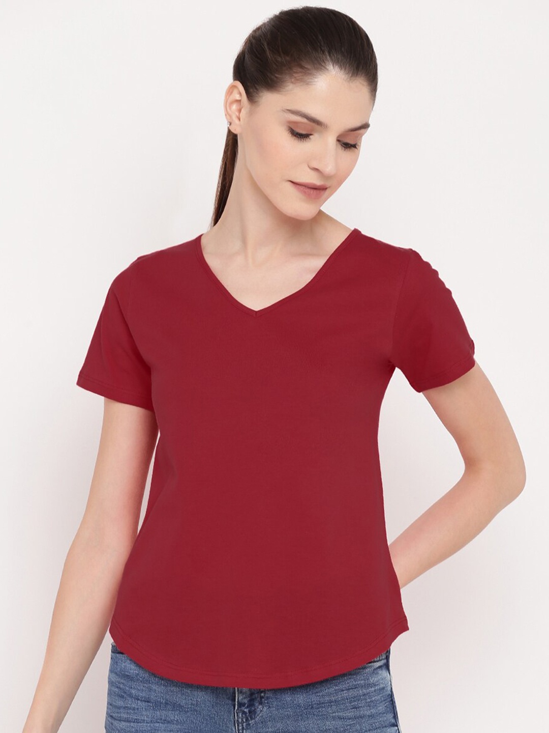

A.T.U.N. V-Neck Curved Hemline Cotton T-shirt, Maroon