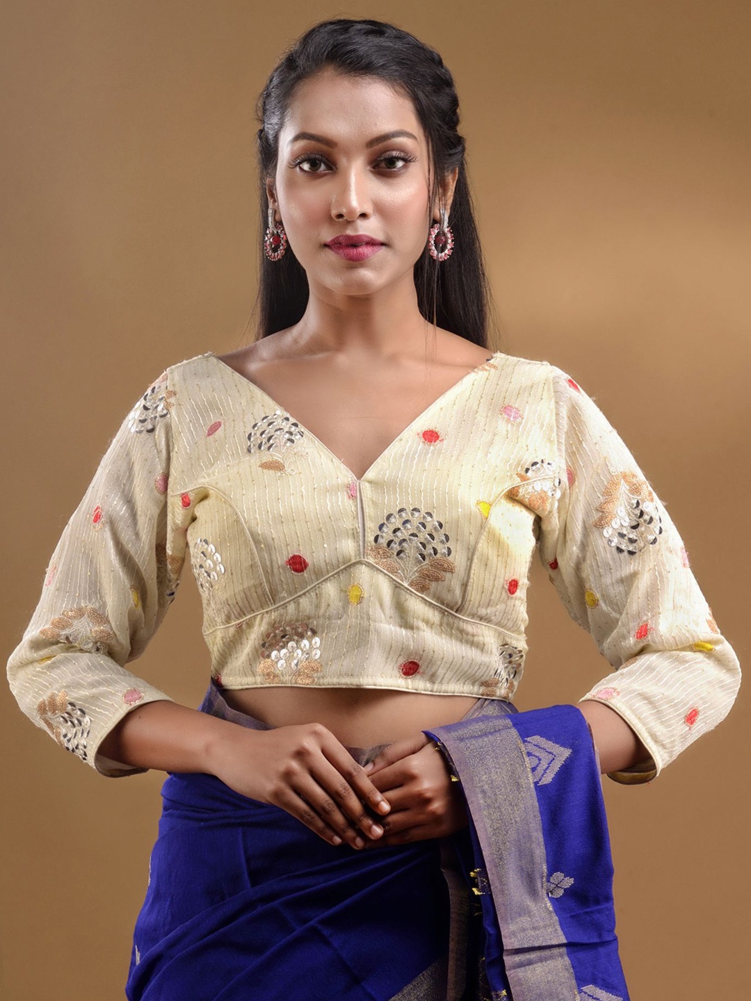 

Charukriti Embroidered Georgette V-Neck Saree Blouse, Cream