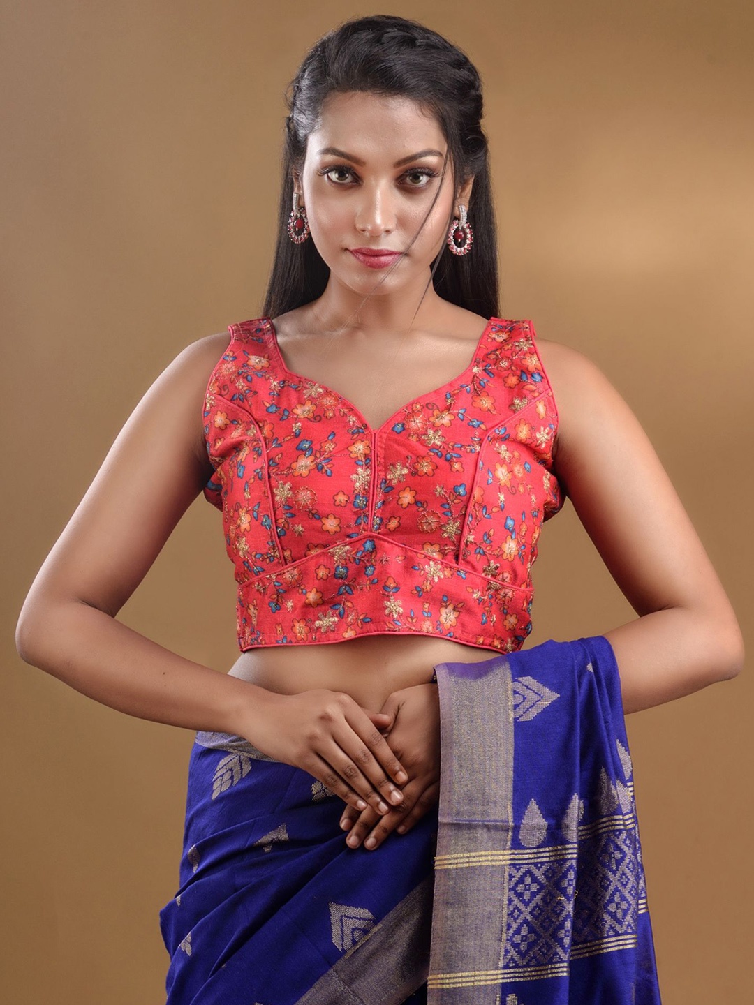 

Charukriti Floral Printed Sleeveless Saree Blouse, Red