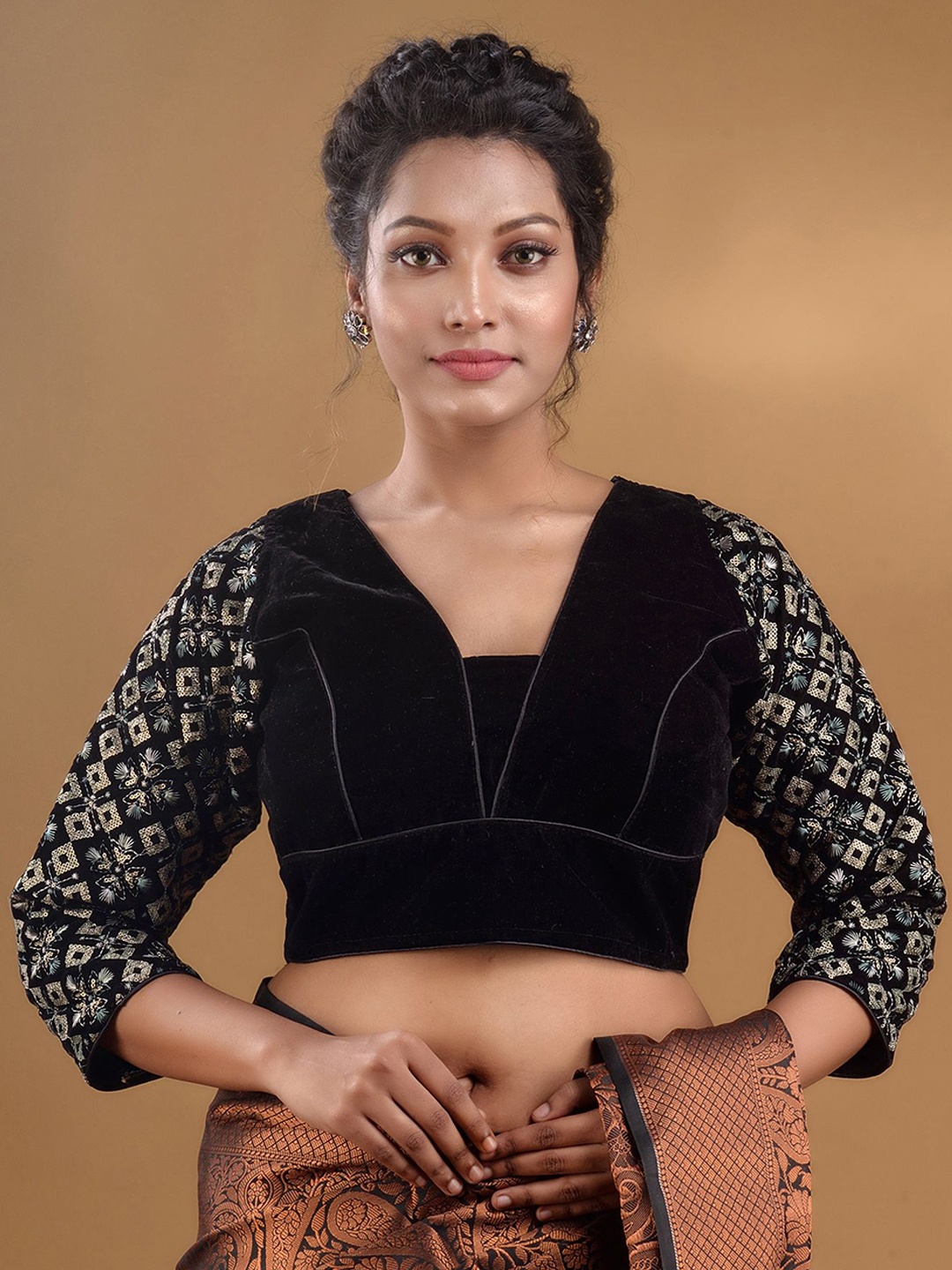 

Charukriti Embroidered Velvet Saree Blouse, Black
