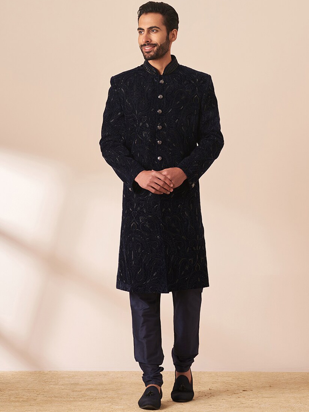 

Manyavar Men Self Designed Velvet Sherwani Set, Blue