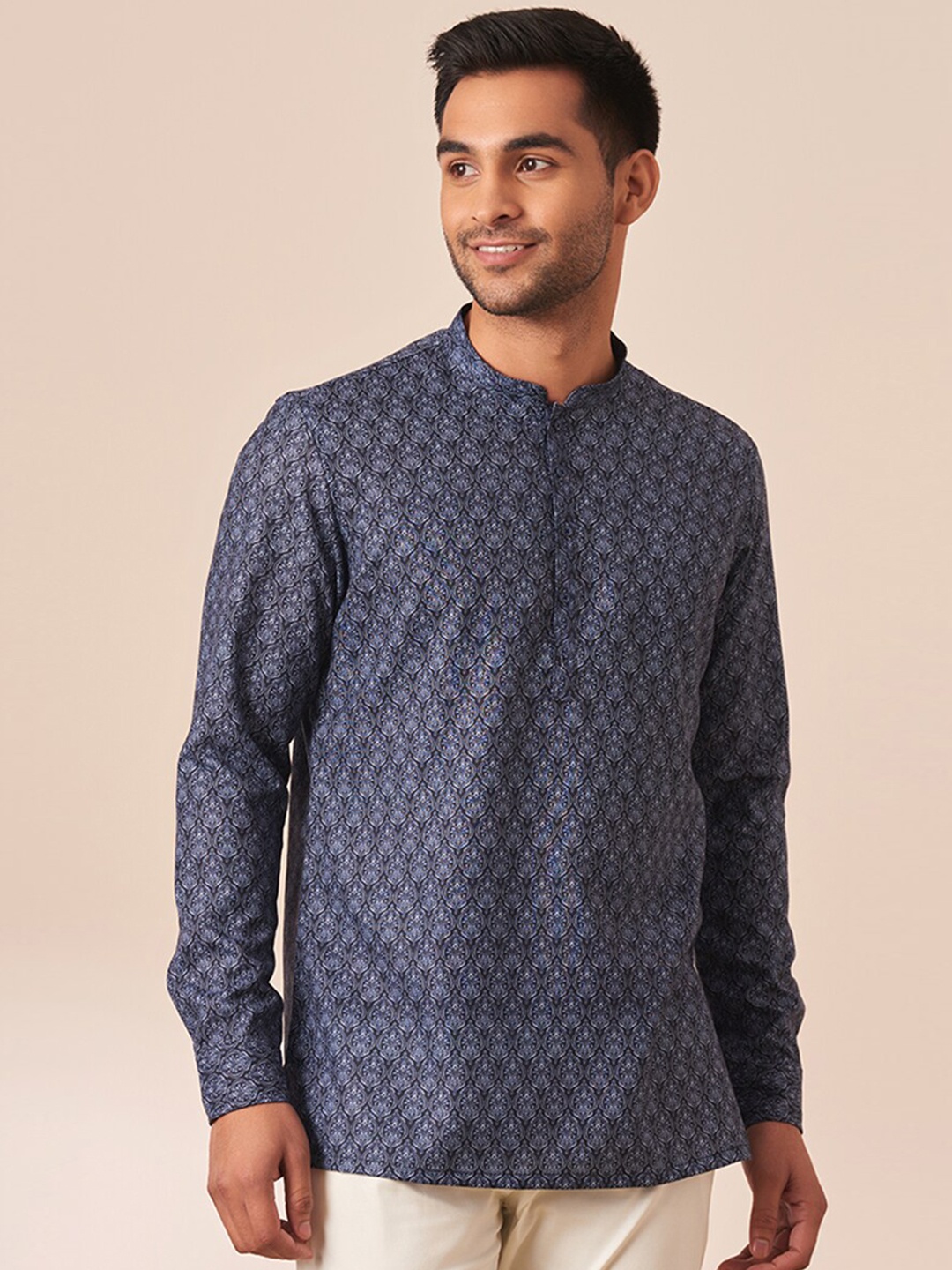 

Manyavar Men Ethnic Motif Printed Short Kurta, Blue