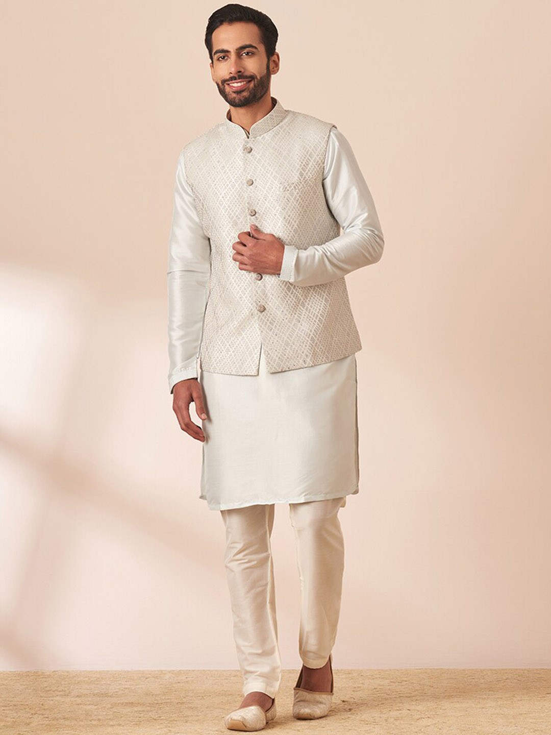 

Manyavar Men Kurta with Trousers, Blue