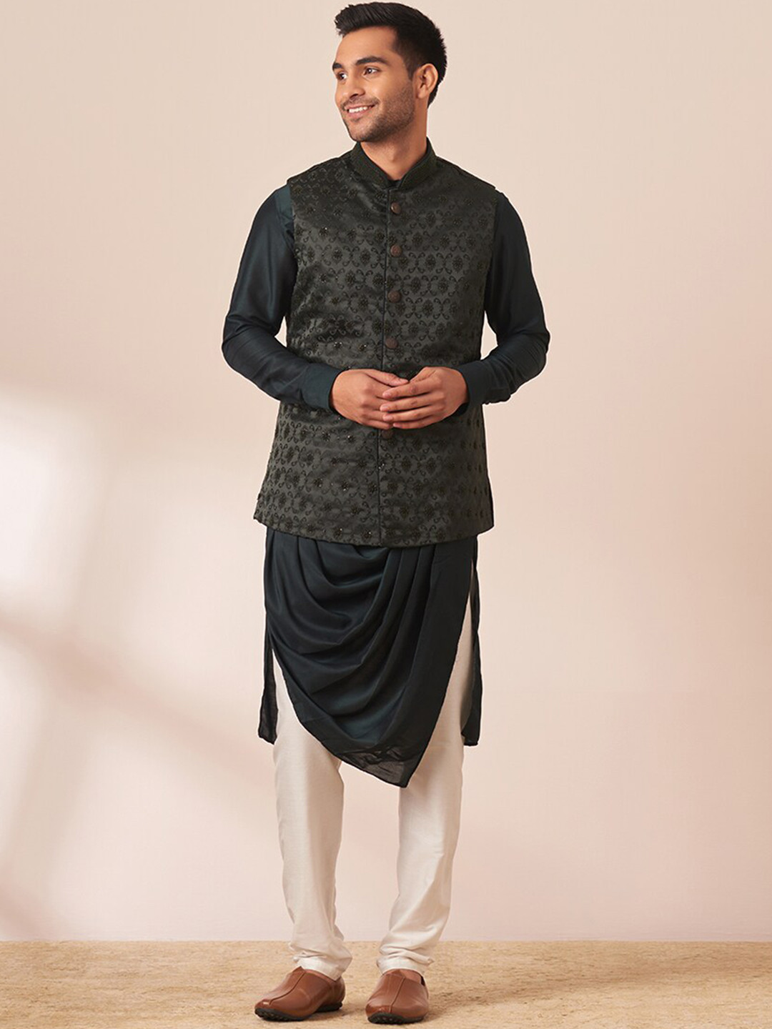 

Manyavar Mandarin Collar Asymmetric Kurta with Churidar & Nehru Jacket, Green