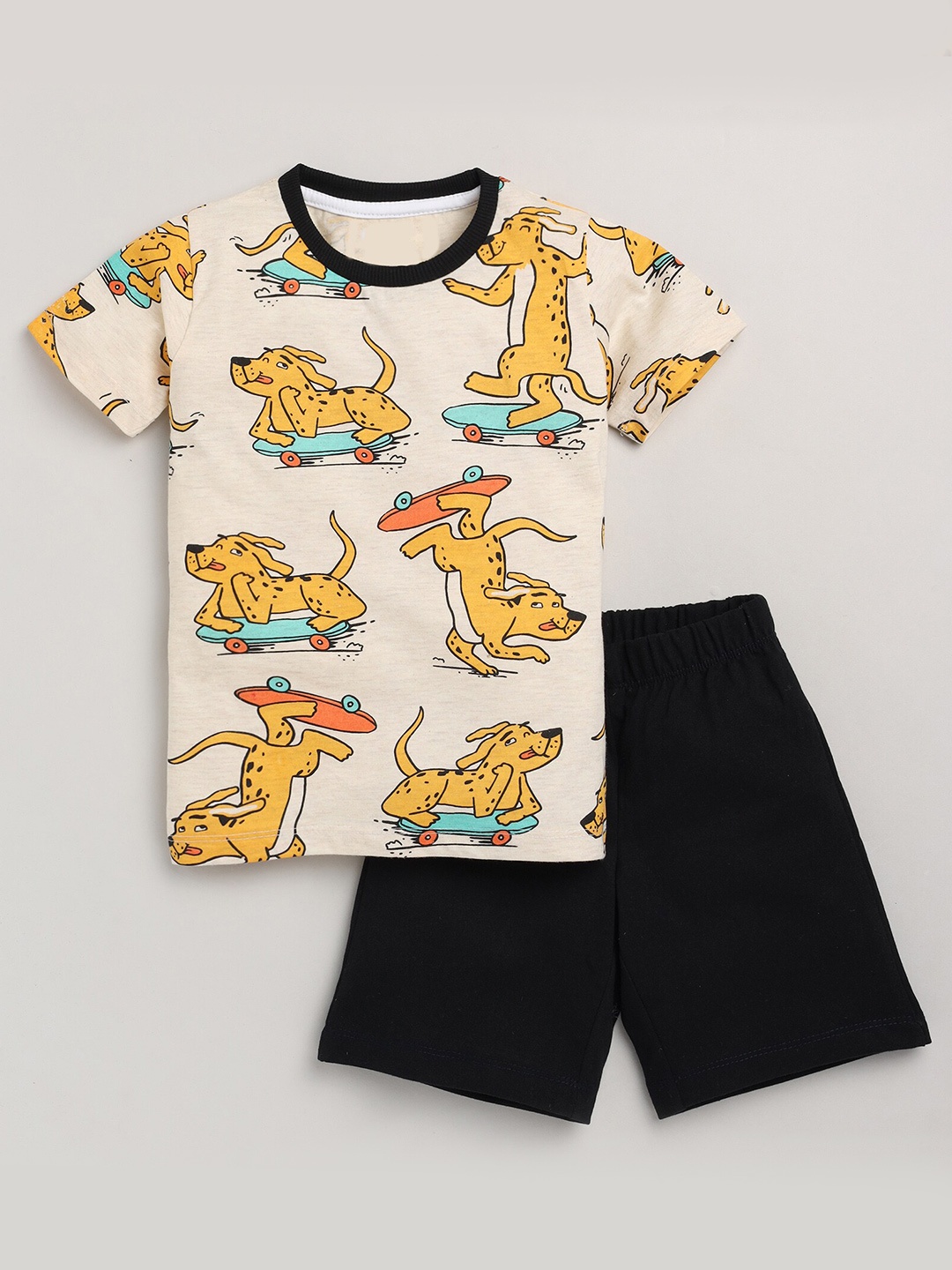 

YK Boys Cotton Printed T-shirt with Shorts, Yellow