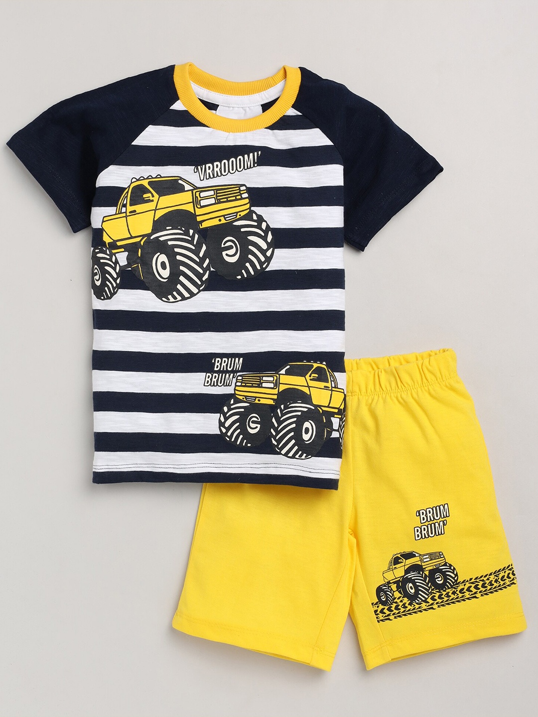 

YK Boys White & Yellow Printed T-shirt with Shorts