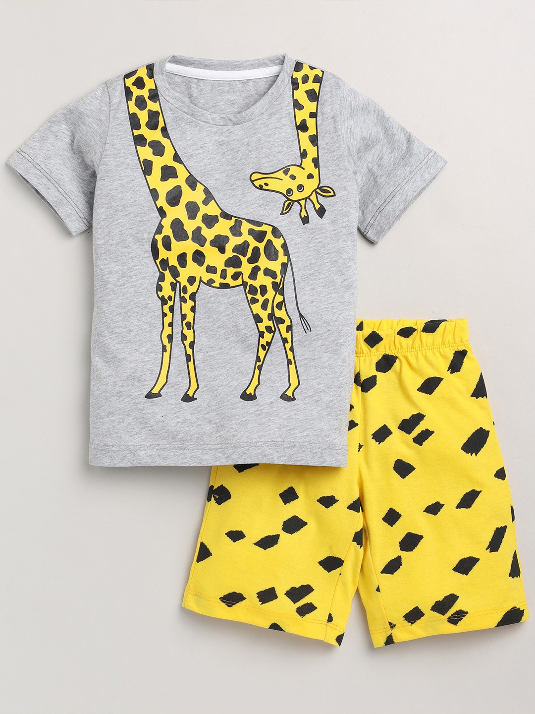 

YK Girls Printed T-shirt With Shorts, Grey