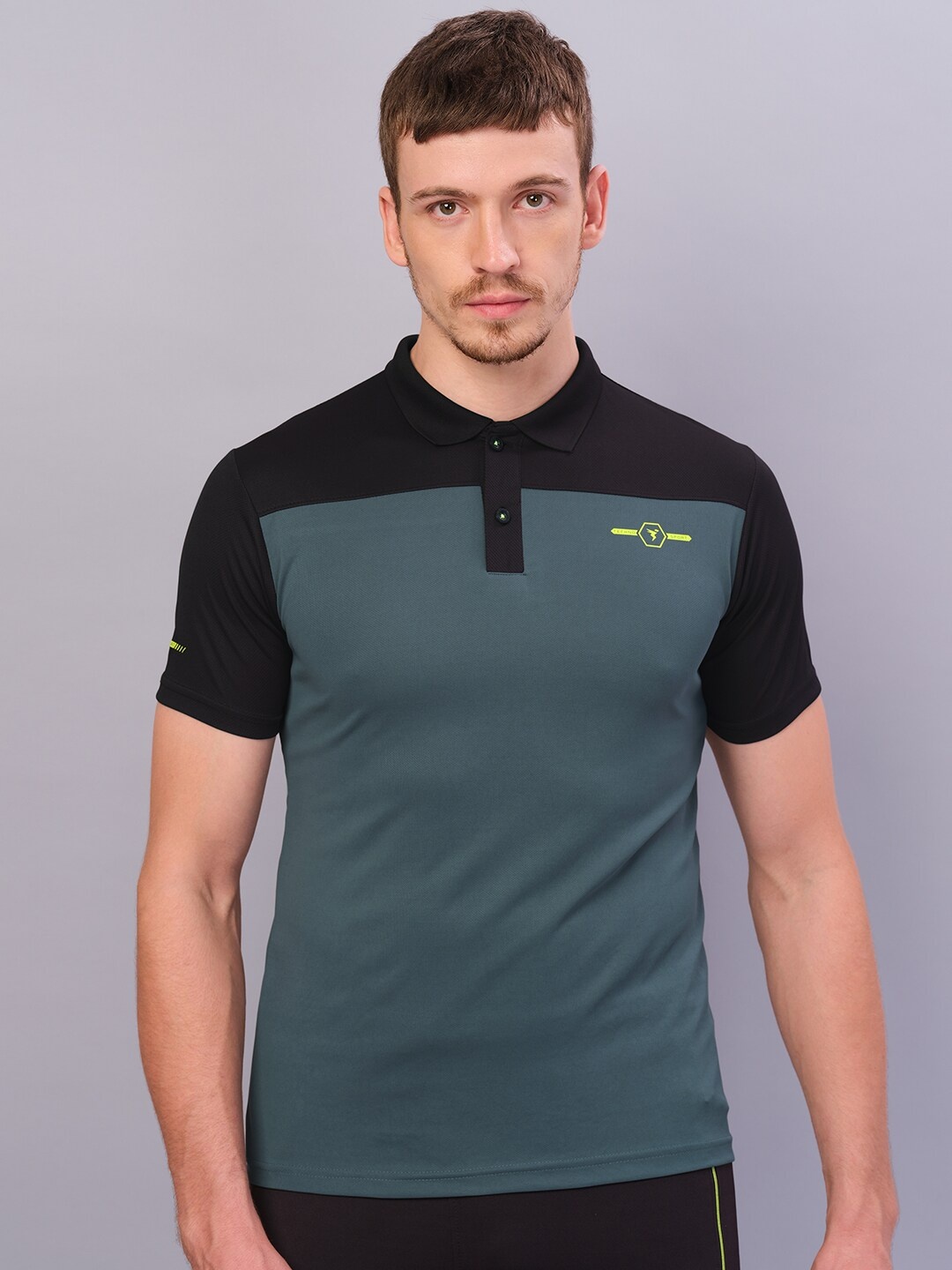 

Technosport Colourblocked Antimicrobial Active Polo T-shirt, Green