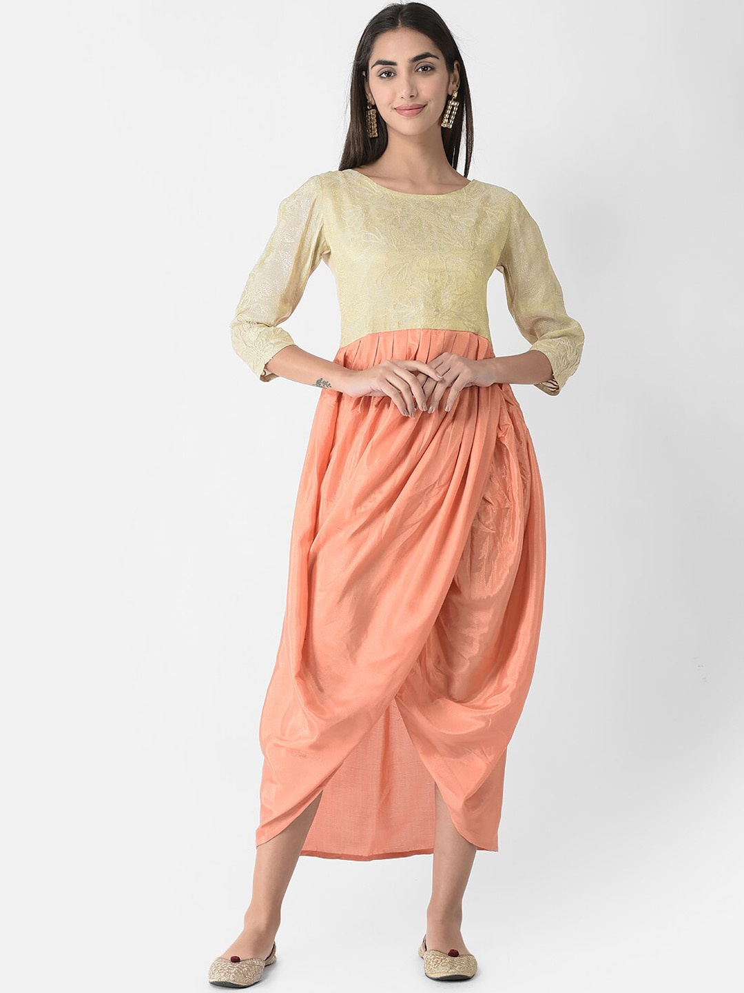 

Span Women Boat Neck Sequinned Pathani Kurta, Beige