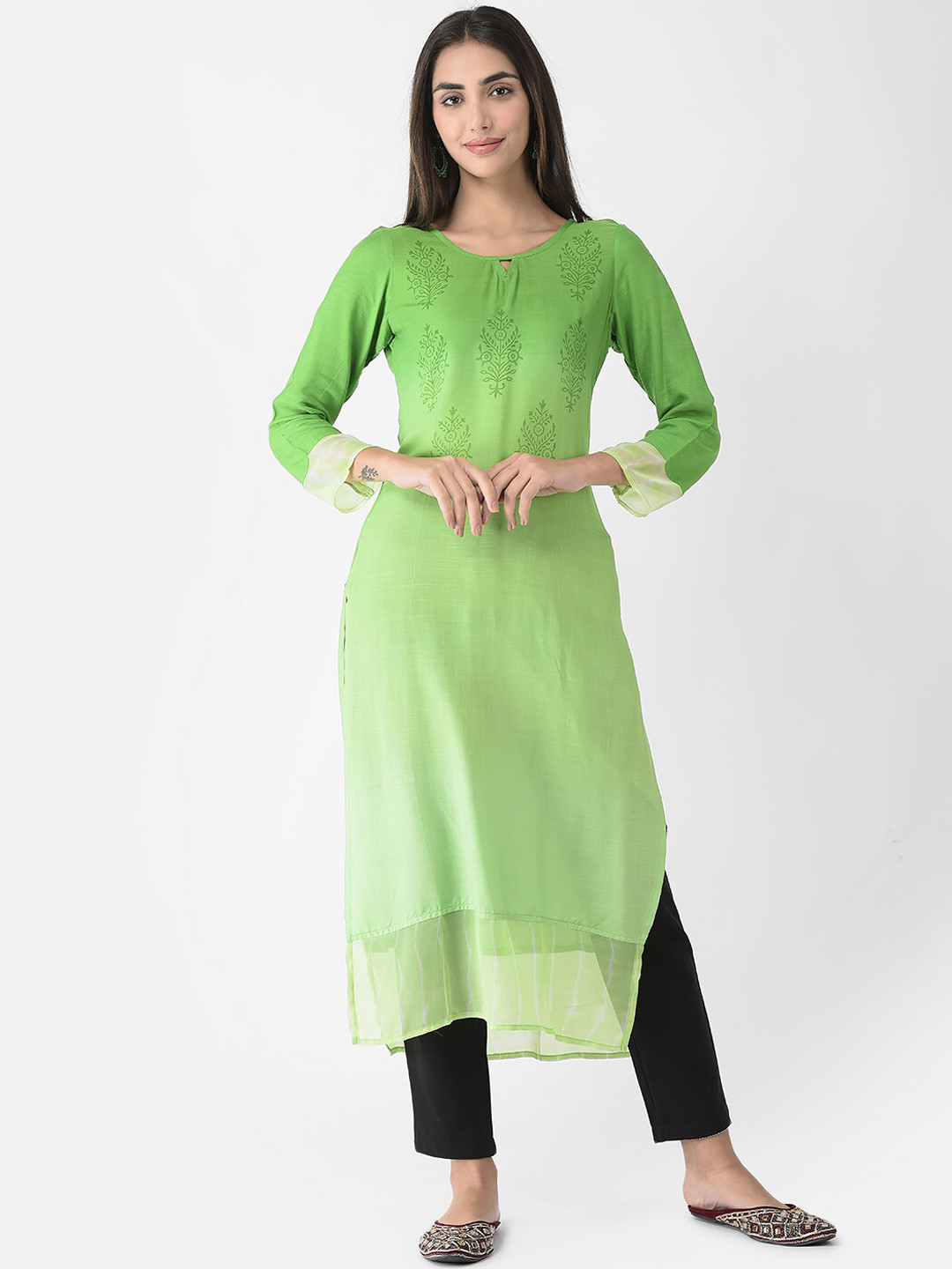 

Span Women Ethnic Motif Printed Keyhole Neck Pure Cotton Straight Kurta, Green