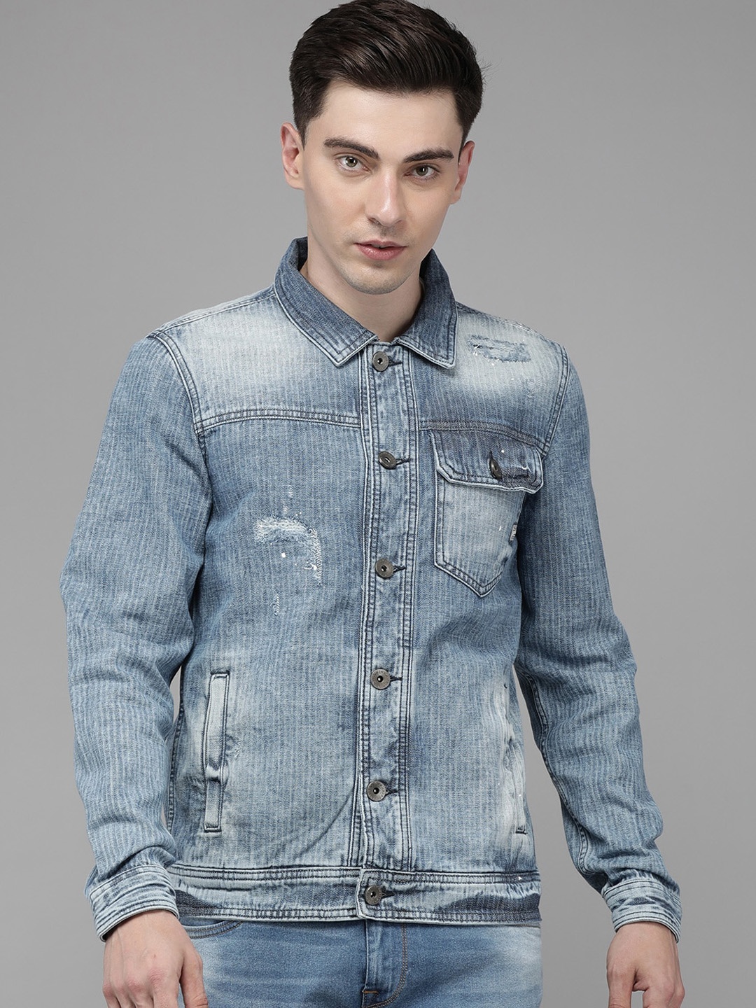 

Voi Jeans Men Washed Cotton Denim Jacket, Blue