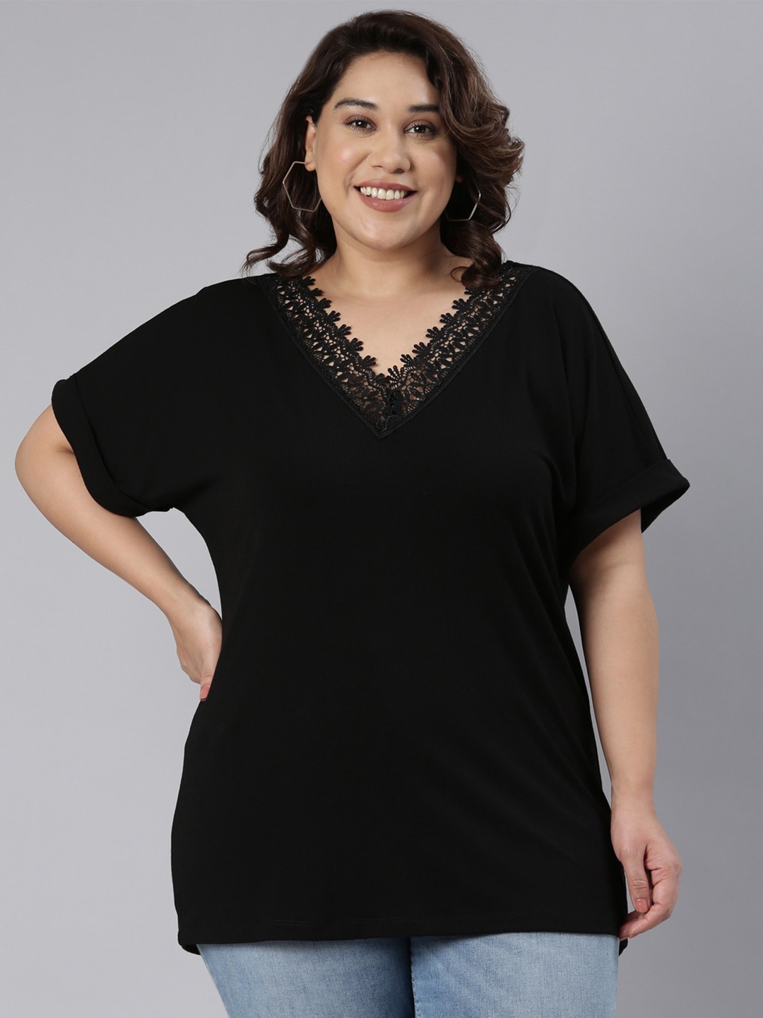 

The Pink Moon Plus Size Extended Sleeves Top, Black