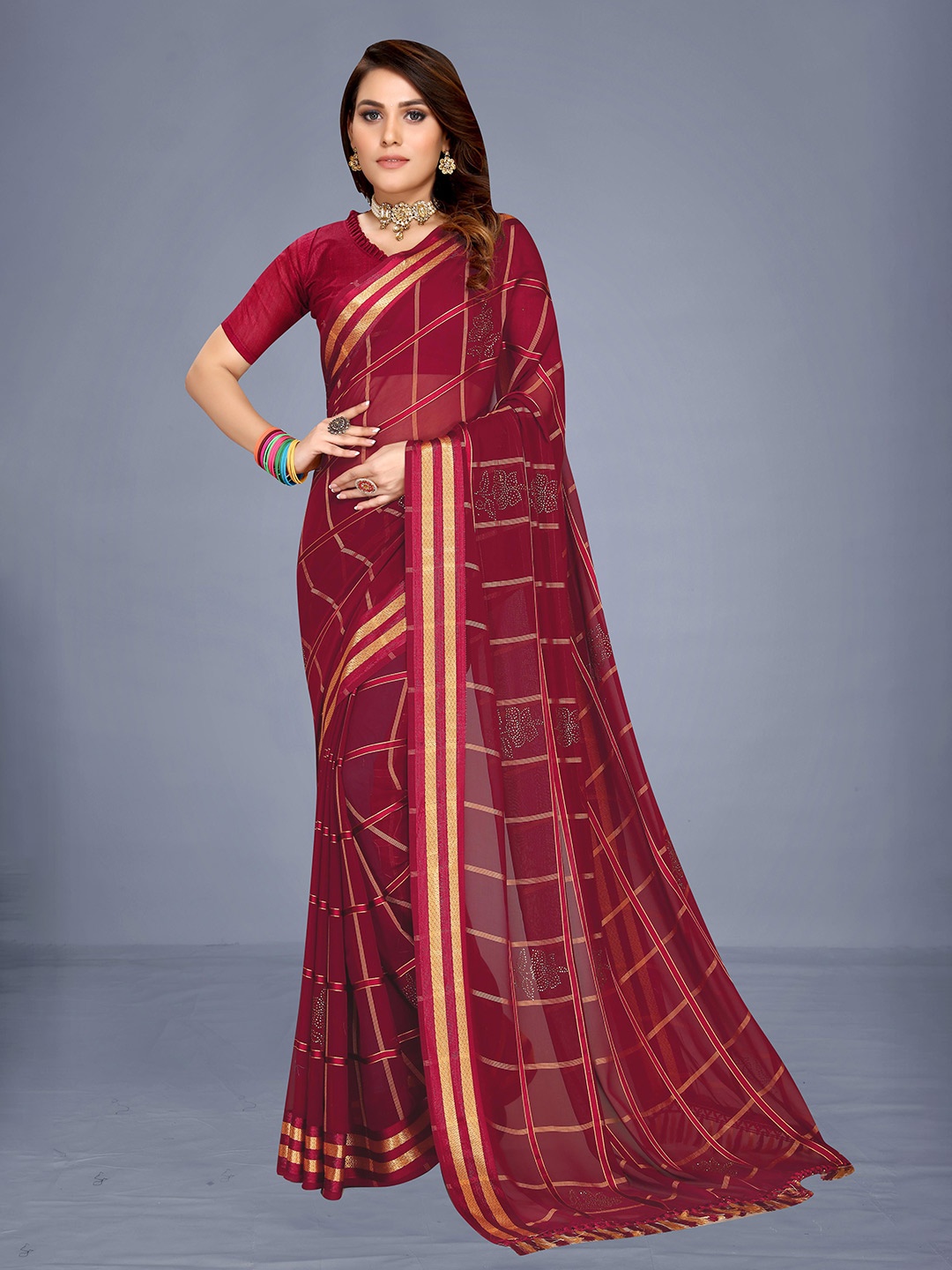 

VENISA Embellished Checked Saree, Maroon