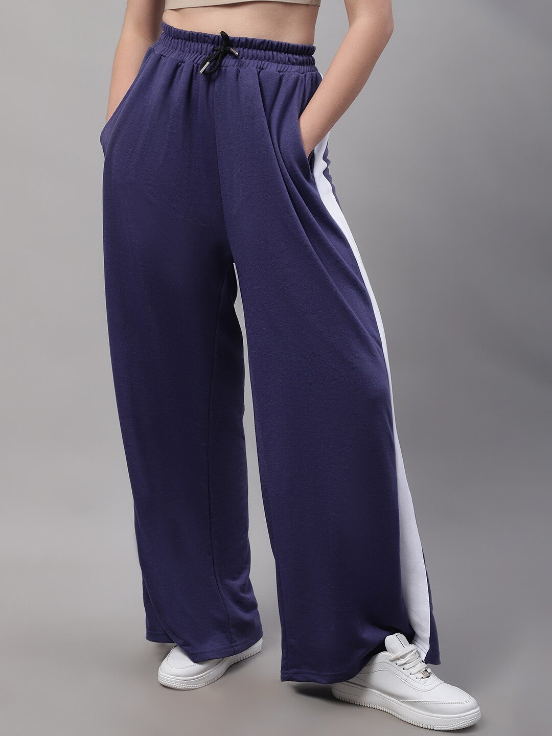 

DOOR74 Women Colourblocked Relaxed Fit Cotton Track Pants, Navy blue