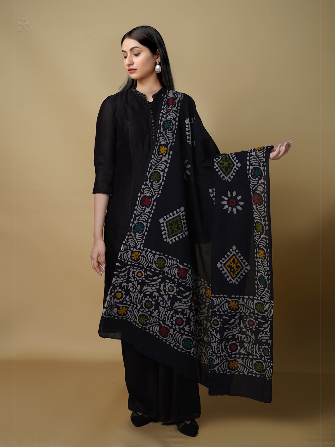 

Unnati Silks Ethnic Motifs Pure Cotton Batik Dupatta, Black