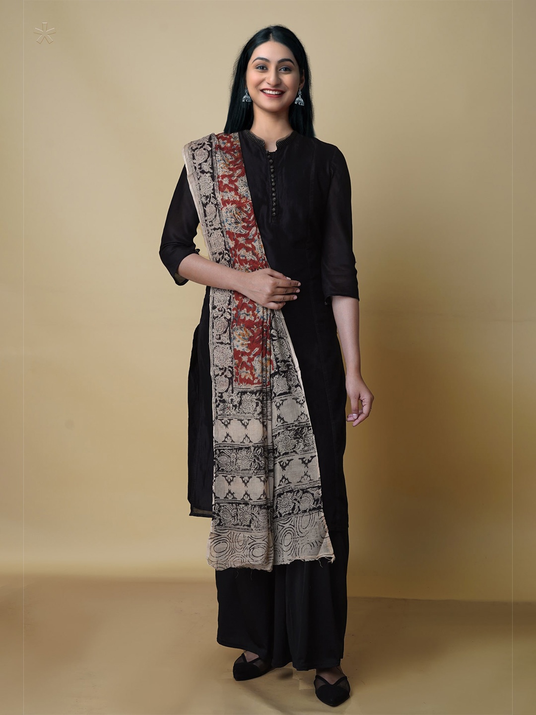 

Unnati Silks Ethnic Motifs Printed Pure Cotton Kalamkari Dupatta, Red