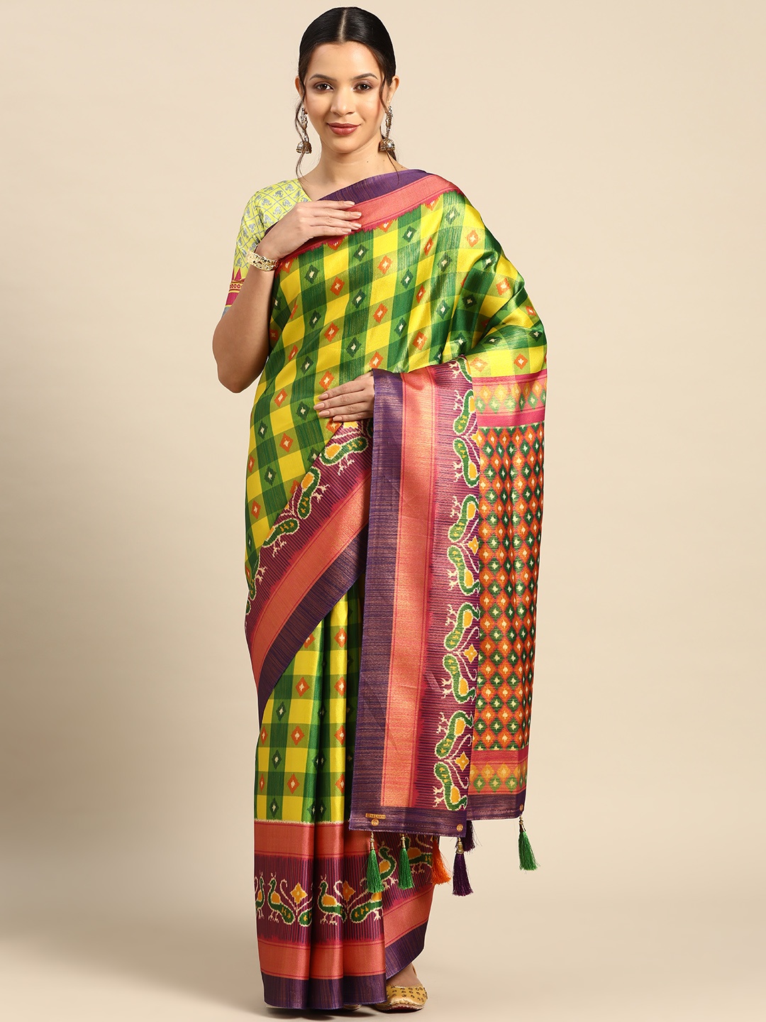 

CliqSilk Checked Art Silk Pochampally Saree, Green