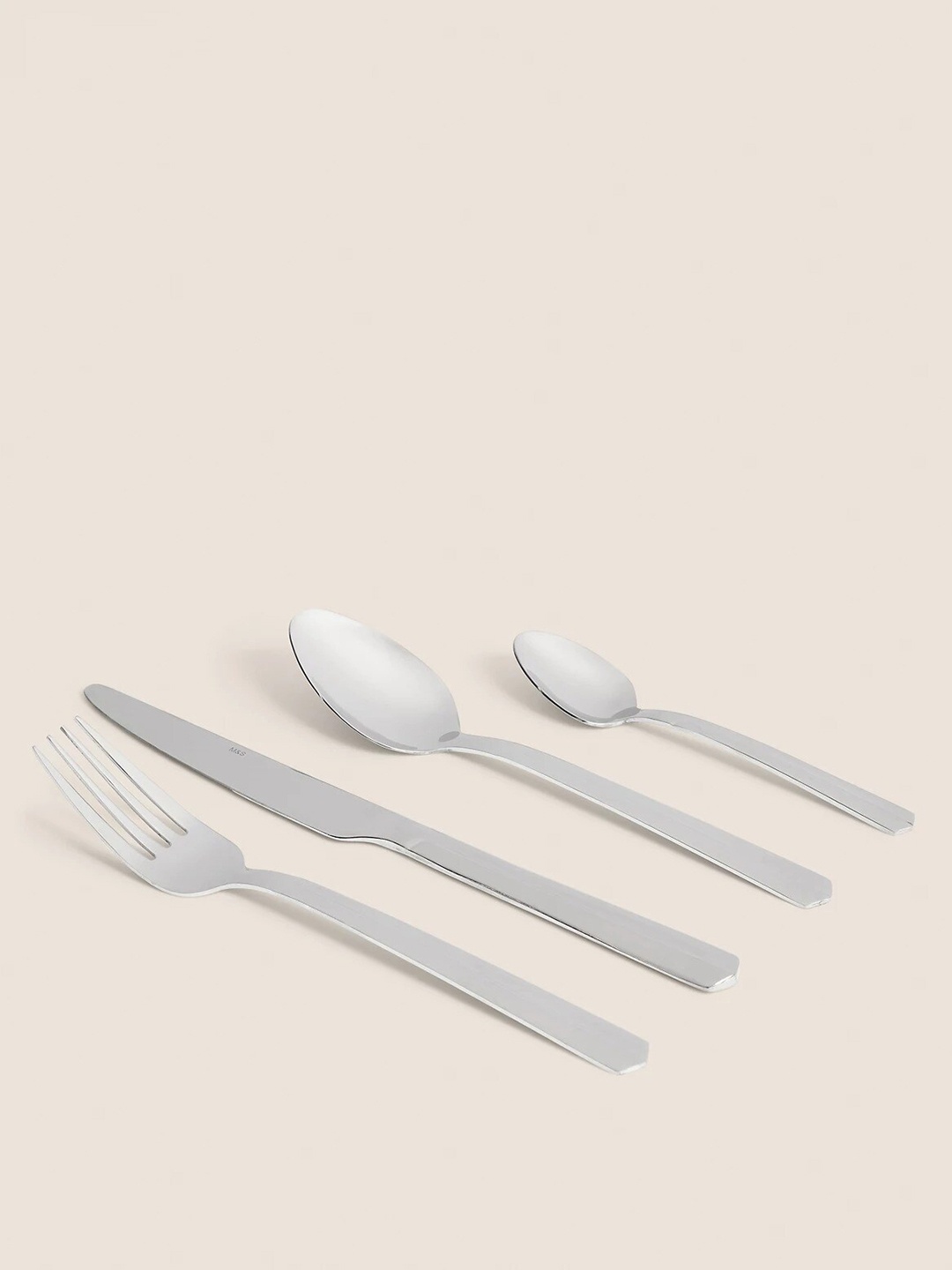 

Marks & Spencer 16 Pieces Grey Stainless Steel Cutlery Set