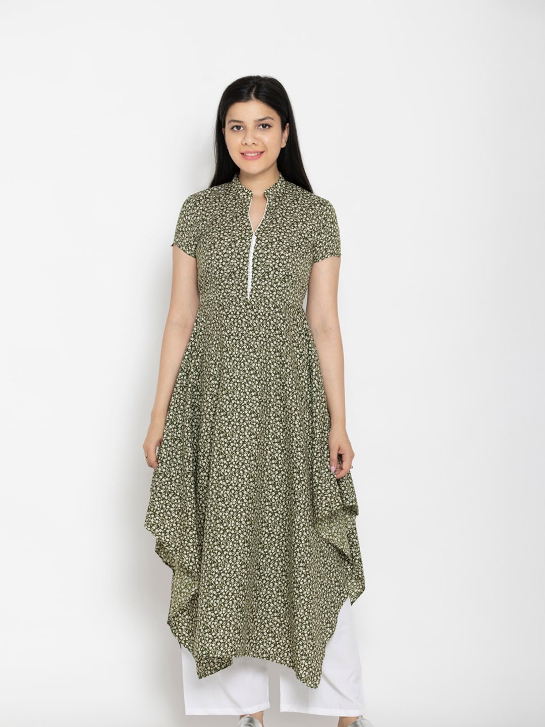 

EZIS FASHION Women Floral Printed Kurta, Green