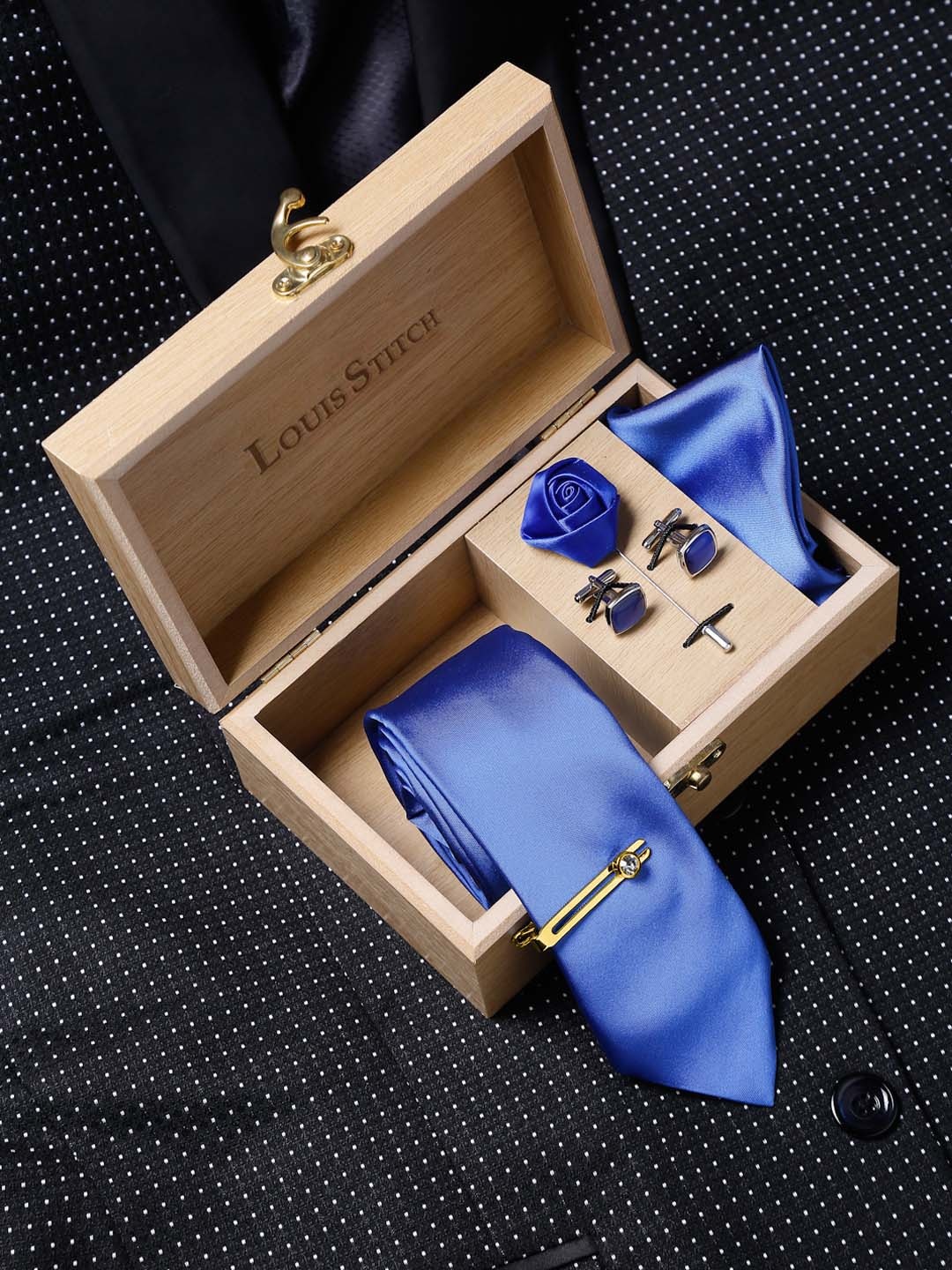 

LOUIS STITCH Men Italian Silk Accessory Set, Blue