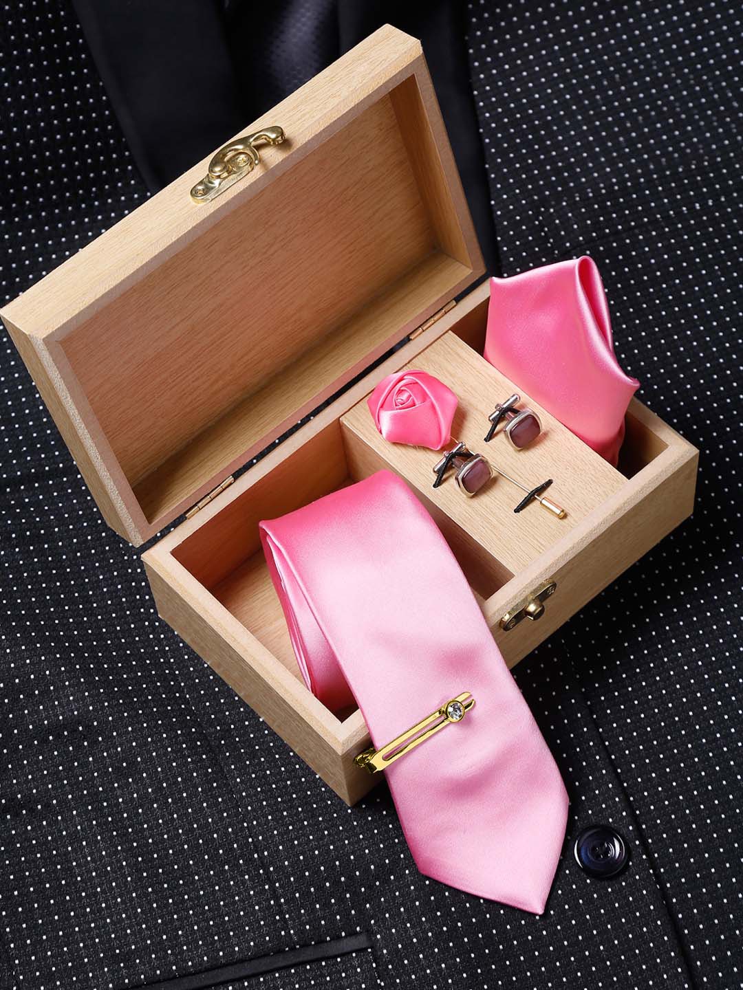 

LOUIS STITCH Men Italian Silk Necktie Accessories Gift Set, Pink