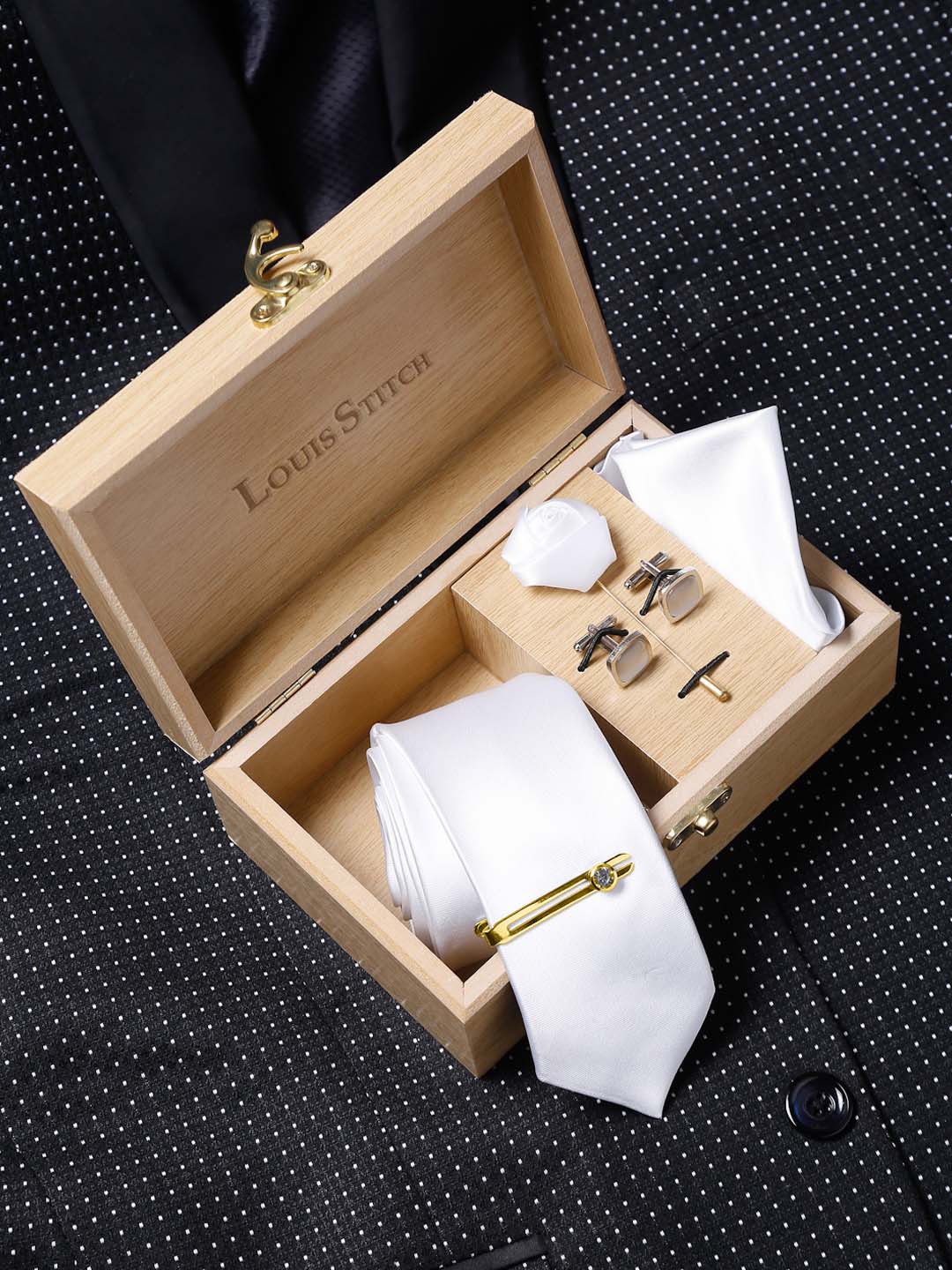 

LOUIS STITCH Men Italian Silk Accessory Gift Set, White