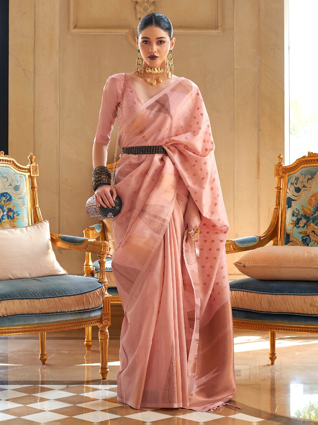 

Mitera Ethnic Motifs Woven Design Zari Tissue Banarasi Saree, Pink