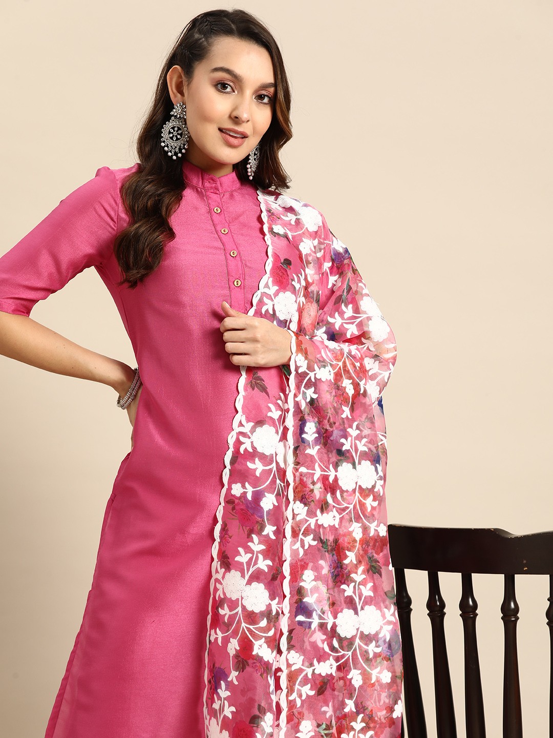 

Sangria Embroidered Dupatta, Pink