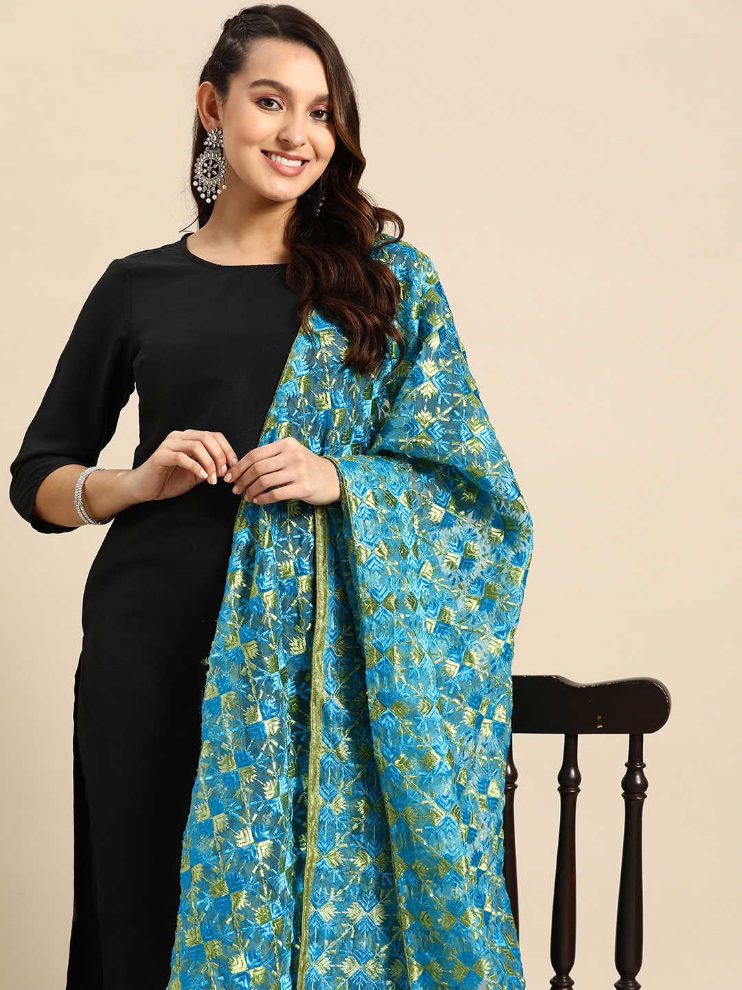 

Sangria Embroidered Dupatta with Phulkari Detail, Turquoise blue