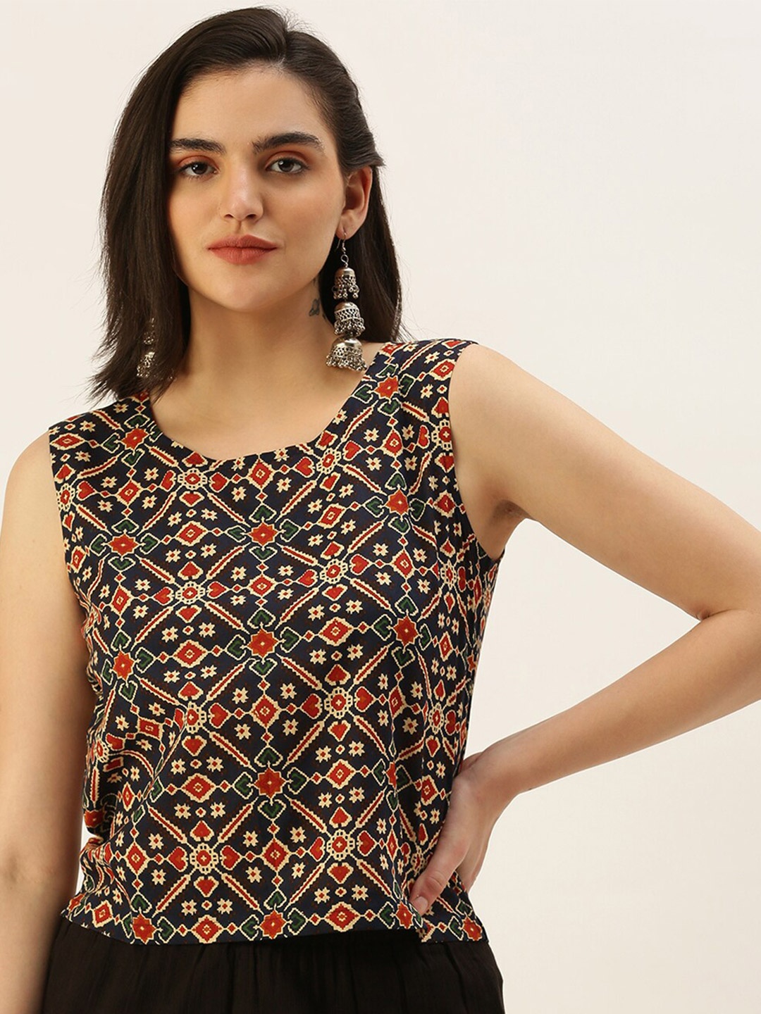 

De Moza Ethnic Motifs Printed Sleevesless Cotton Crop Top, Navy blue