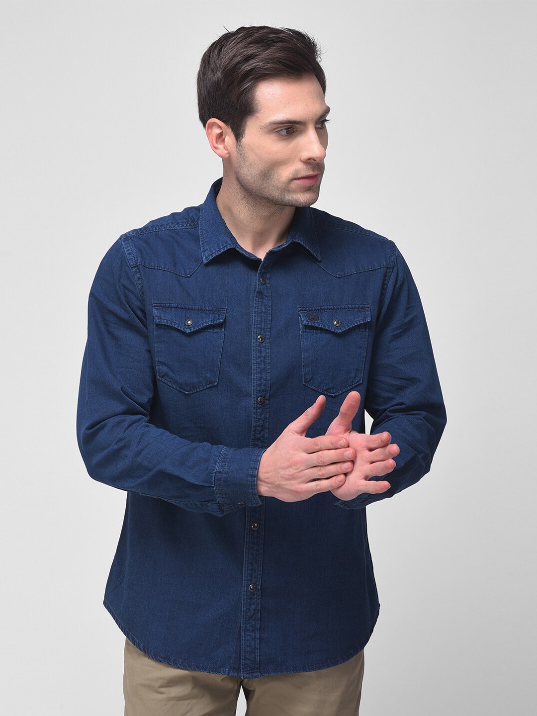 

Woodland Men Spread Collar Pure Cotton Casual Shirt, Blue