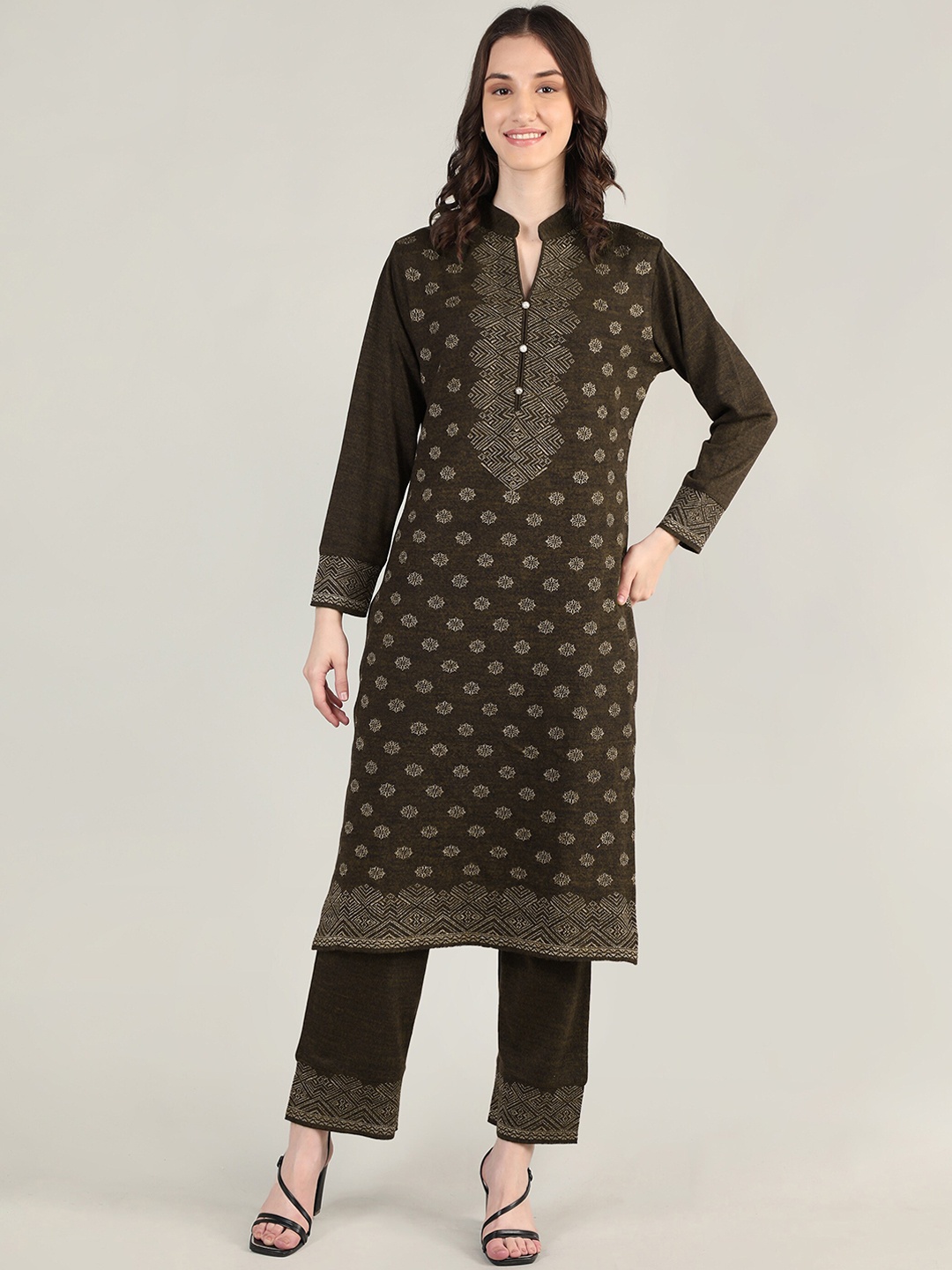 

MIKHAD Women Woven Design Mandarin Collar Straight Kurta with Trousers, Brown