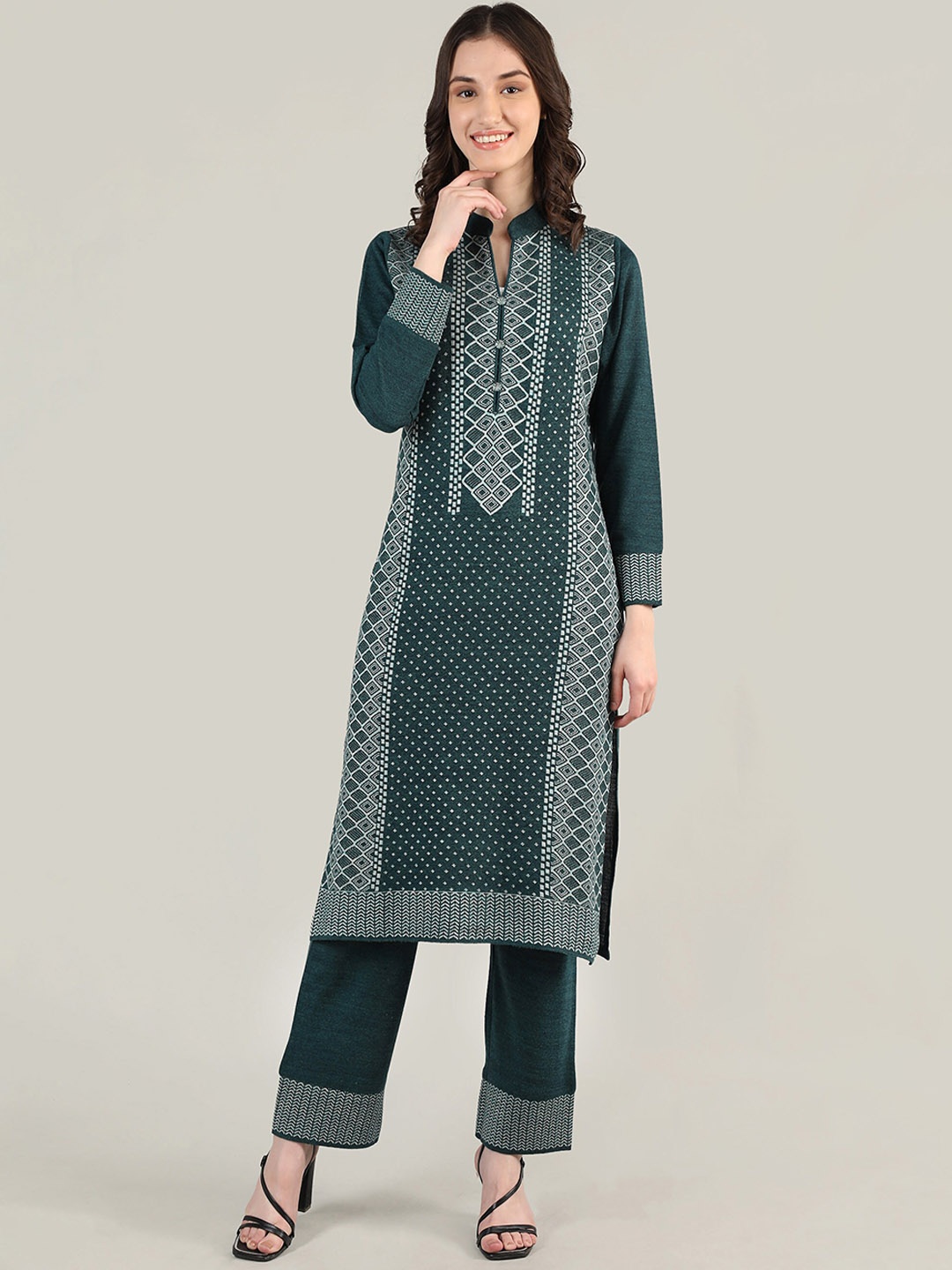 

MIKHAD Women Printed Kurta with Trousers, Teal