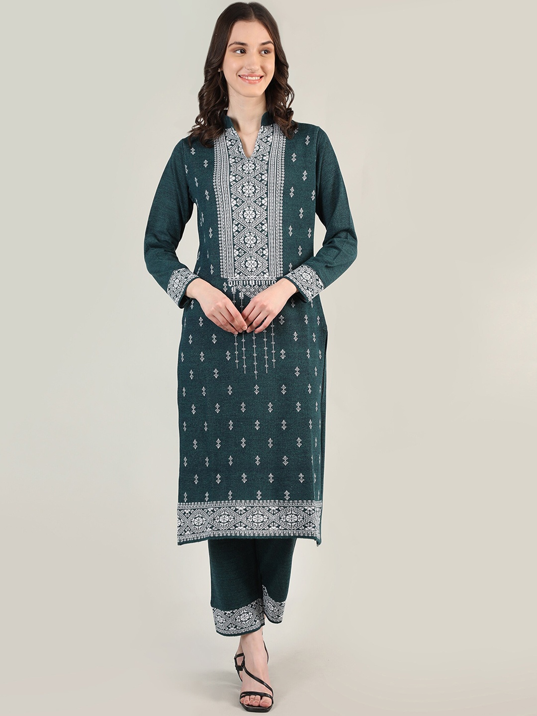 

MIKHAD Women Ethnic Printed Kurta with Trousers & Dupatta, Teal
