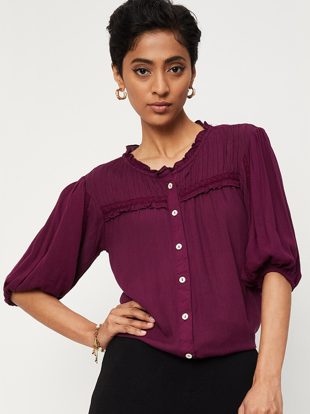 

max Puff Sleeved Shirt Style Pleated Top, Burgundy