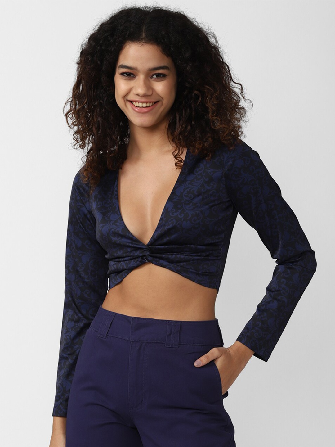

FOREVER 21 Ethnic Motifs Printed Wrap Crop Top, Navy blue