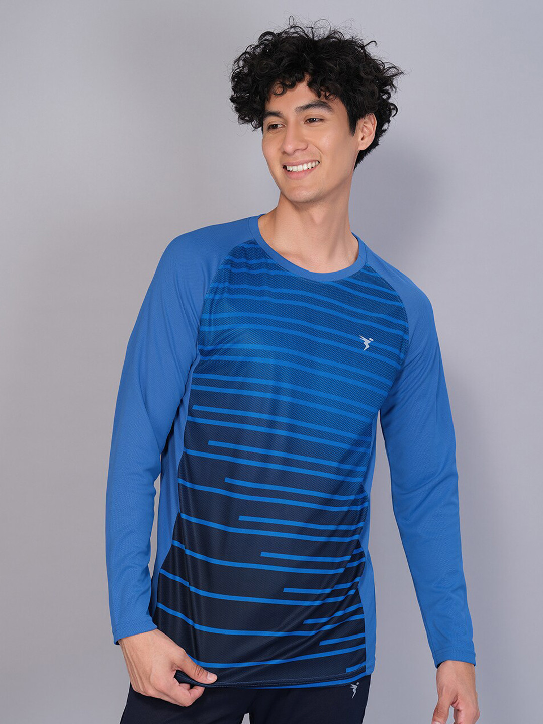 

Technosport Men Stripes Printed Raglan Sleeves Antimicrobial Active T-shirt, Blue