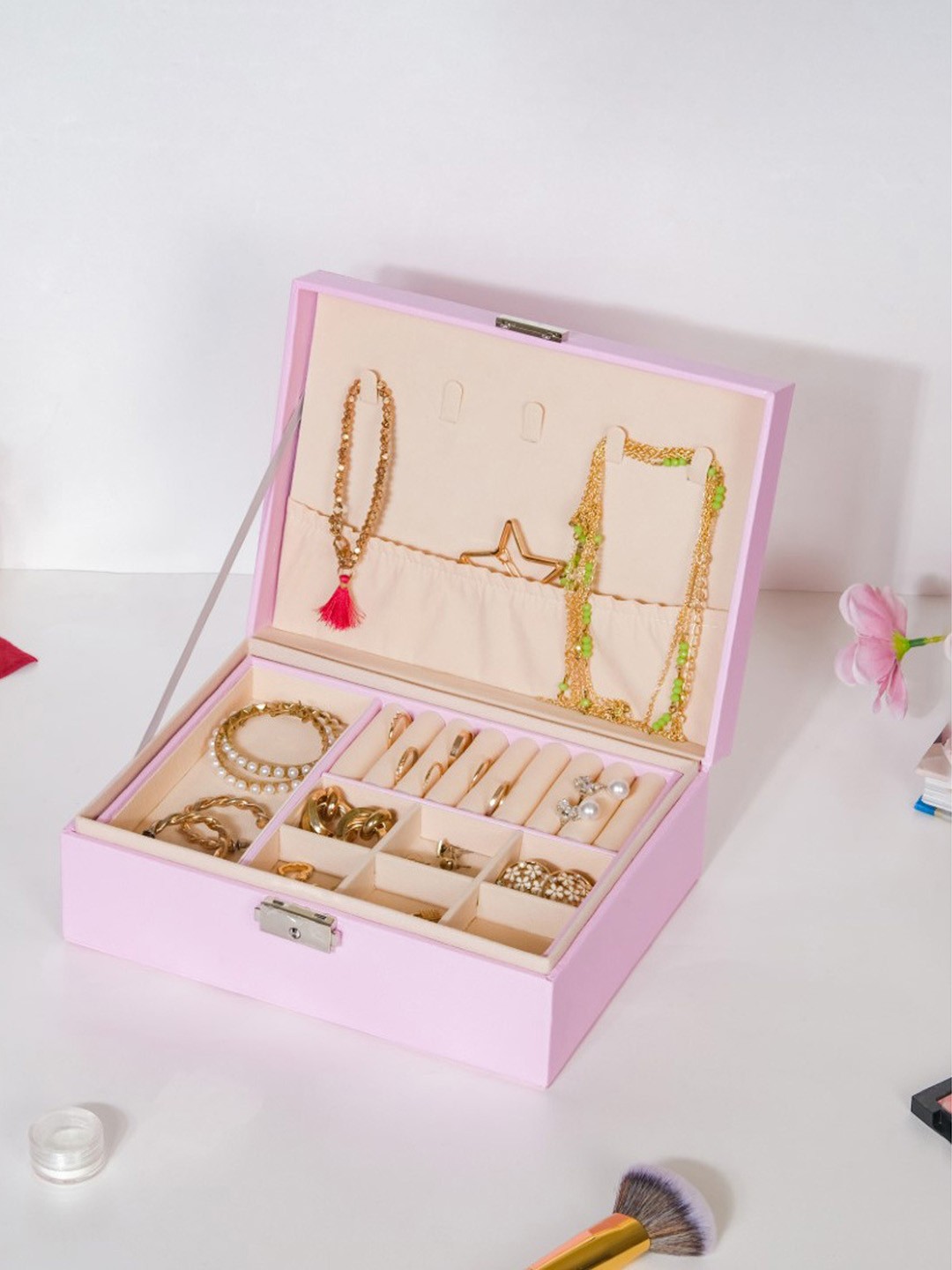 

Nestasia Pink Portable Jewellery Organiser
