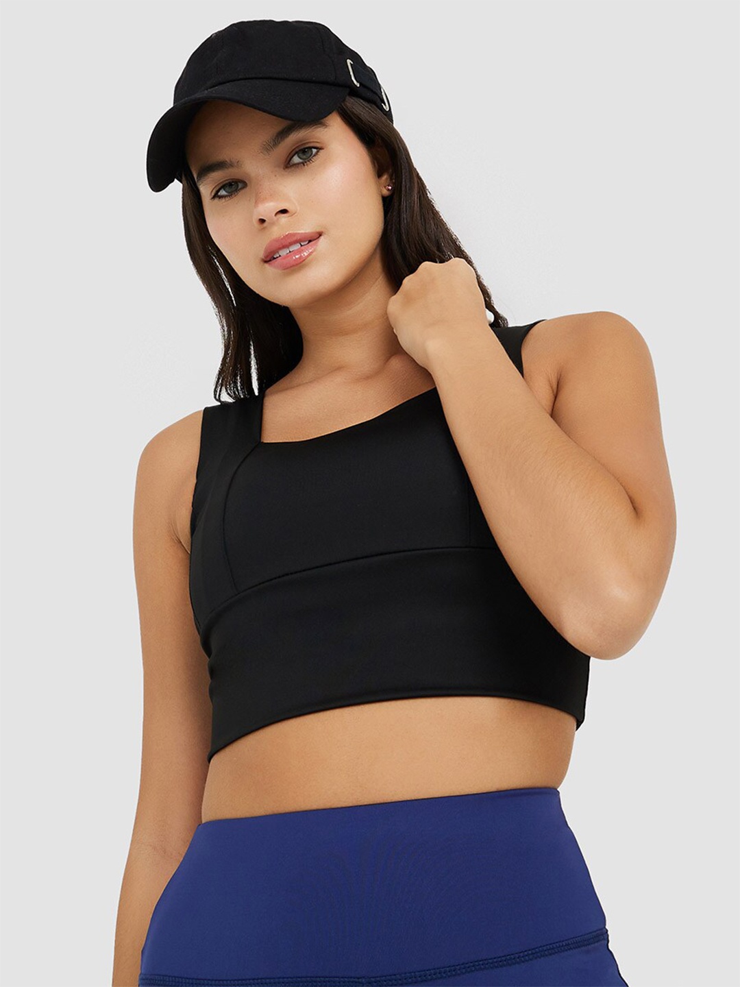 

Styli Lightly Padded Super Support Workout All Day ComfortBra, Black