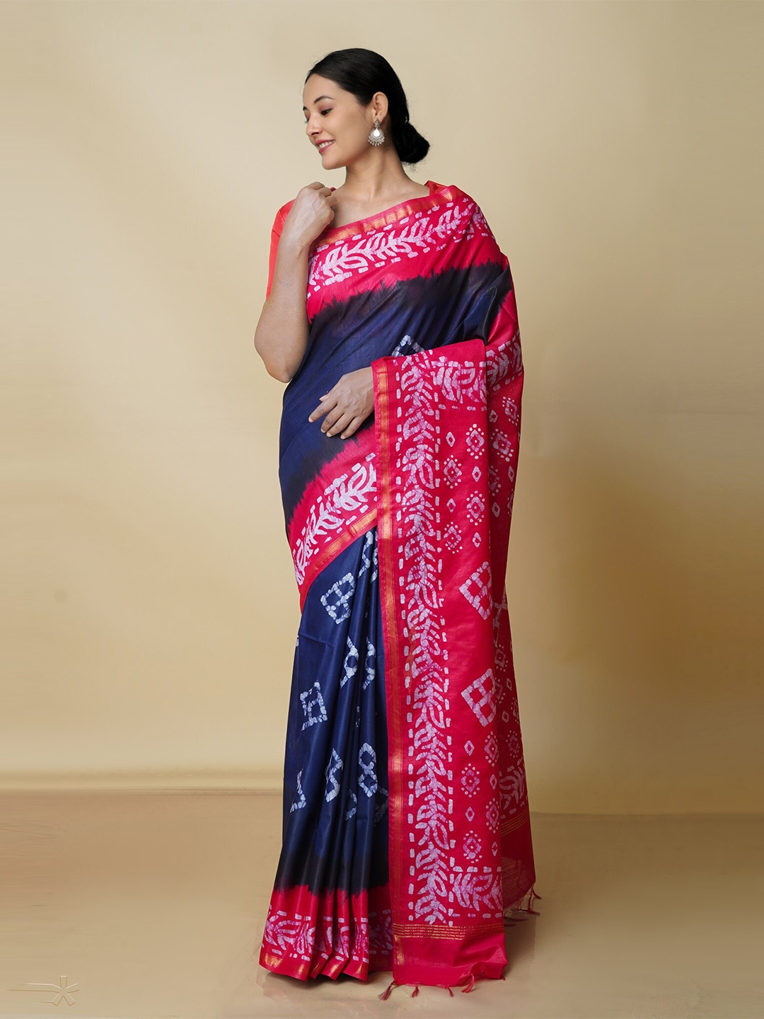 

Unnati Silks Batik Zari Pure Silk Chanderi Handloom Saree, Navy blue